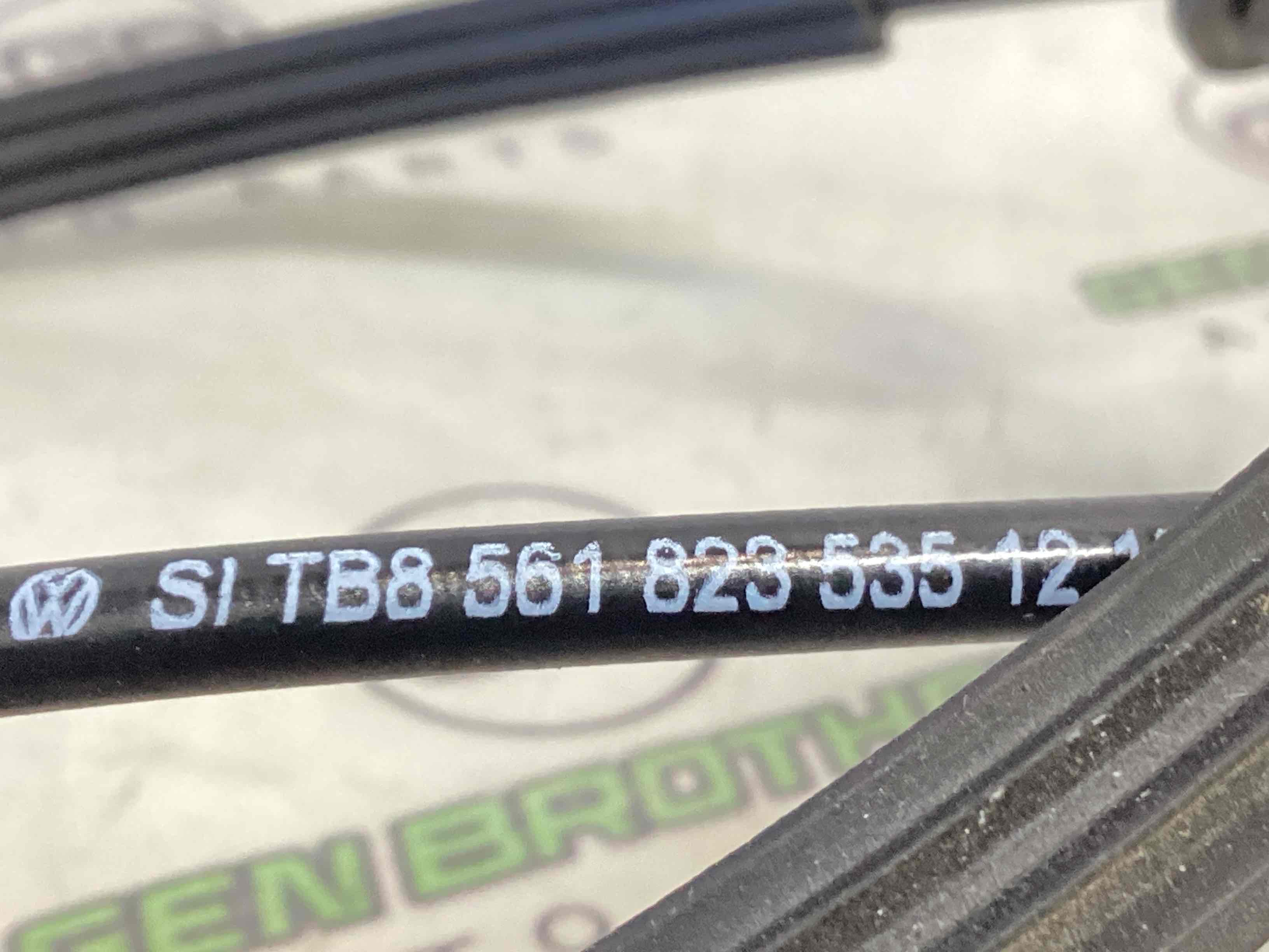 Замок капота, трос капота