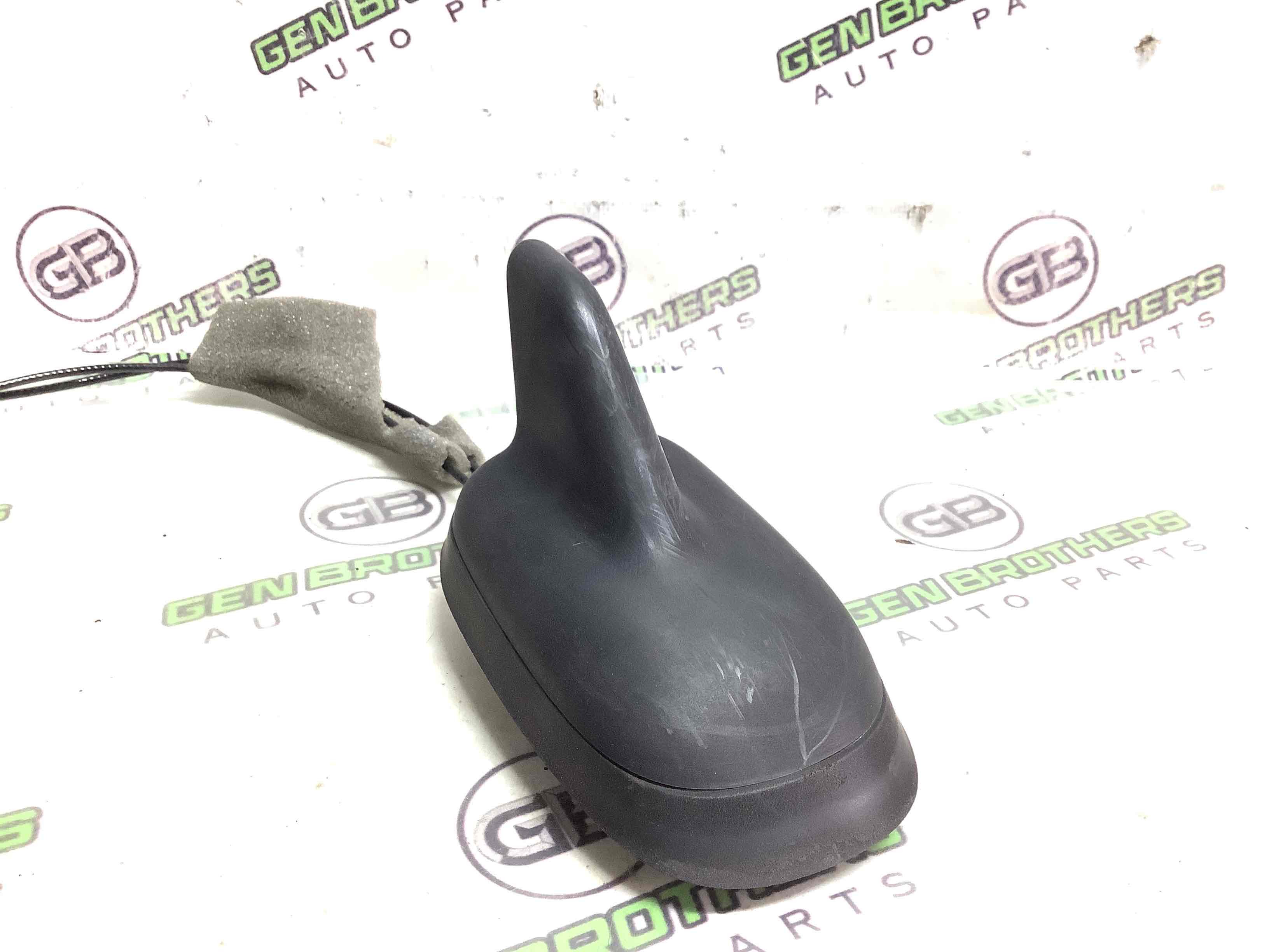 Антена, підсилювач антени