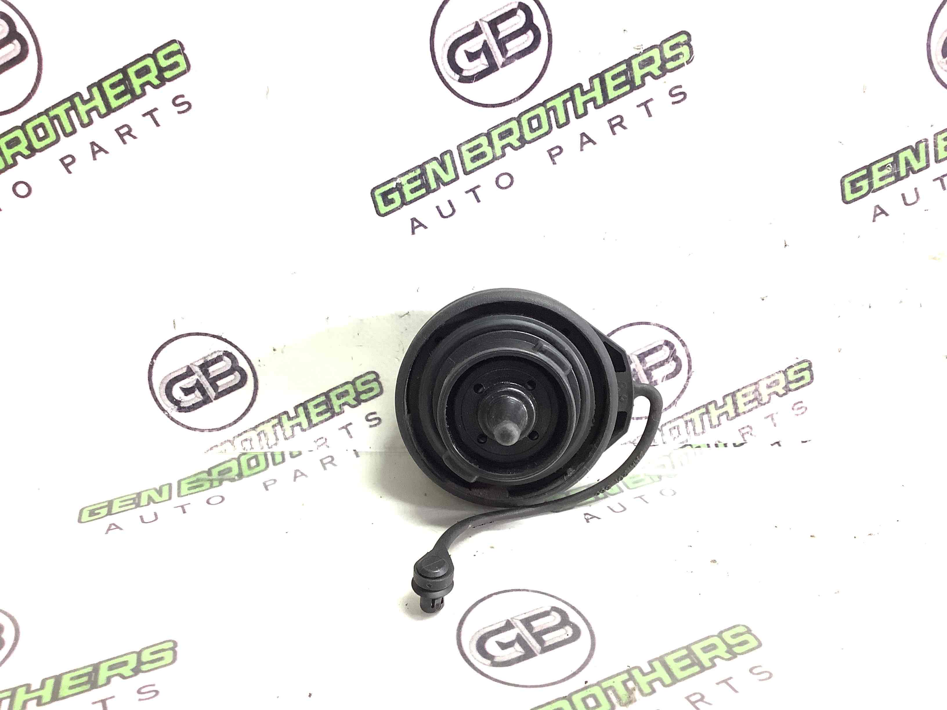 Корок бака, кришка заливної горловини, дотяжка