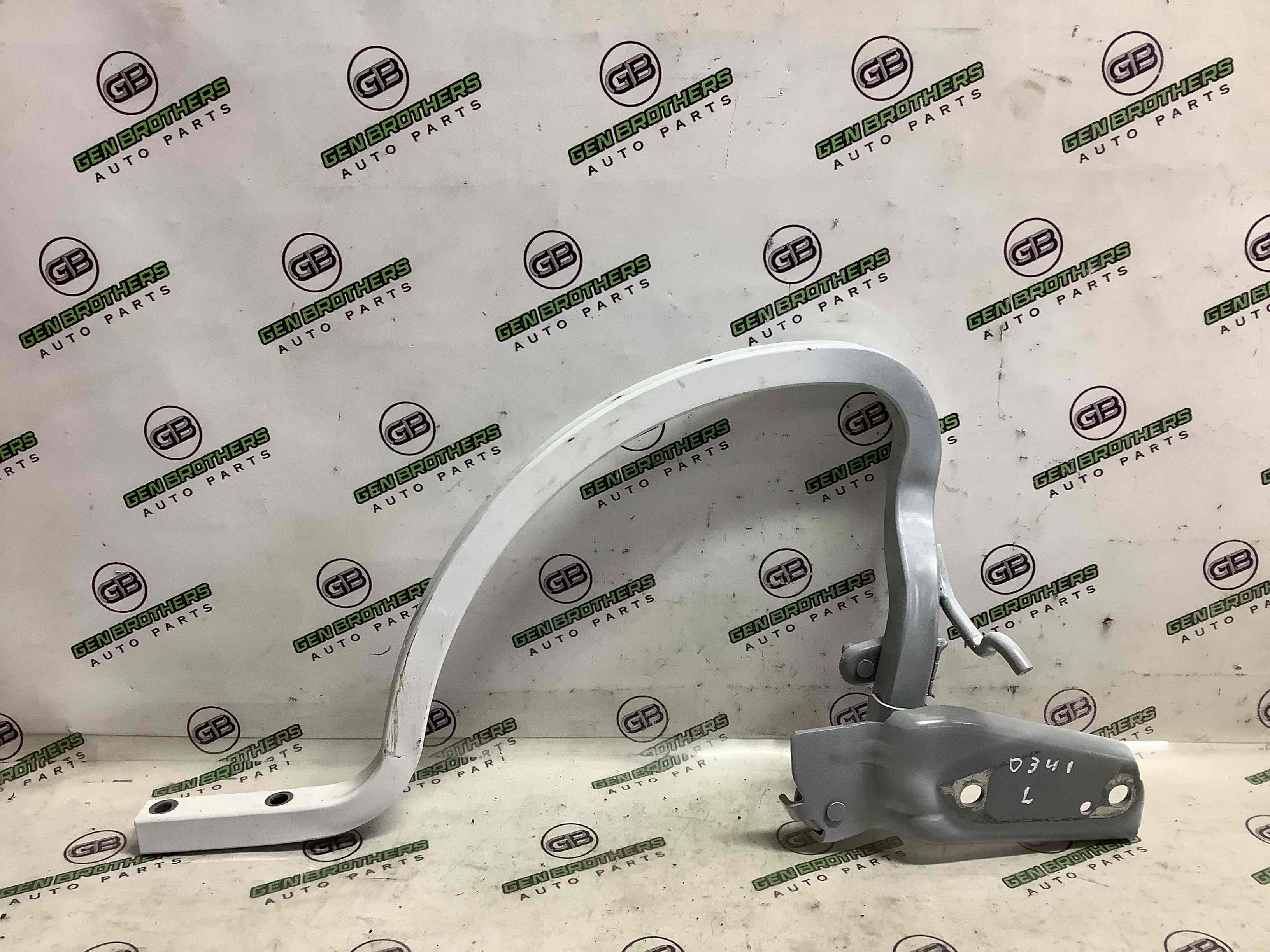 Петля кришки багажника, двері багажника