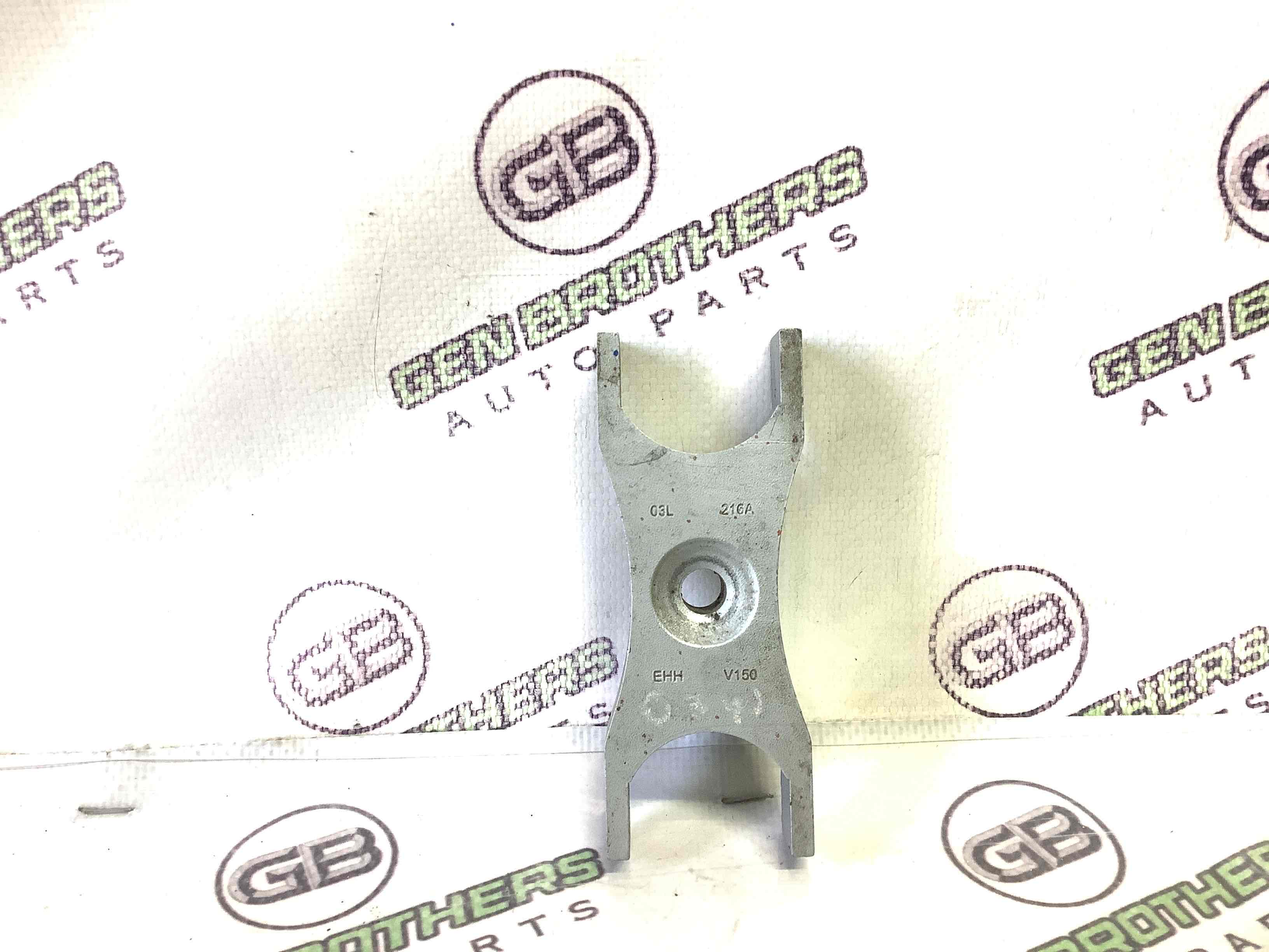 Кріплення, кронштейн