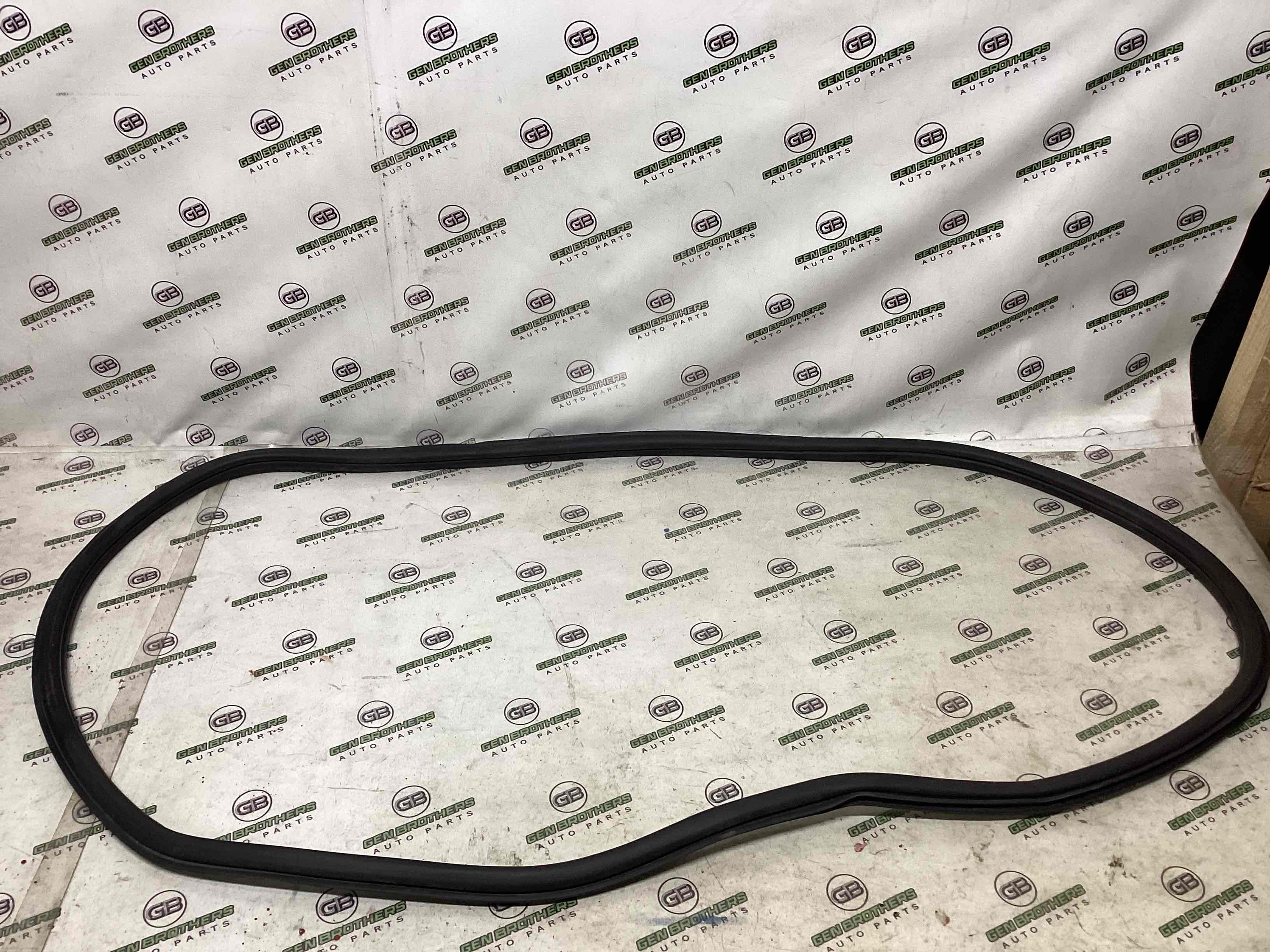 Ущільнювач скла, двері