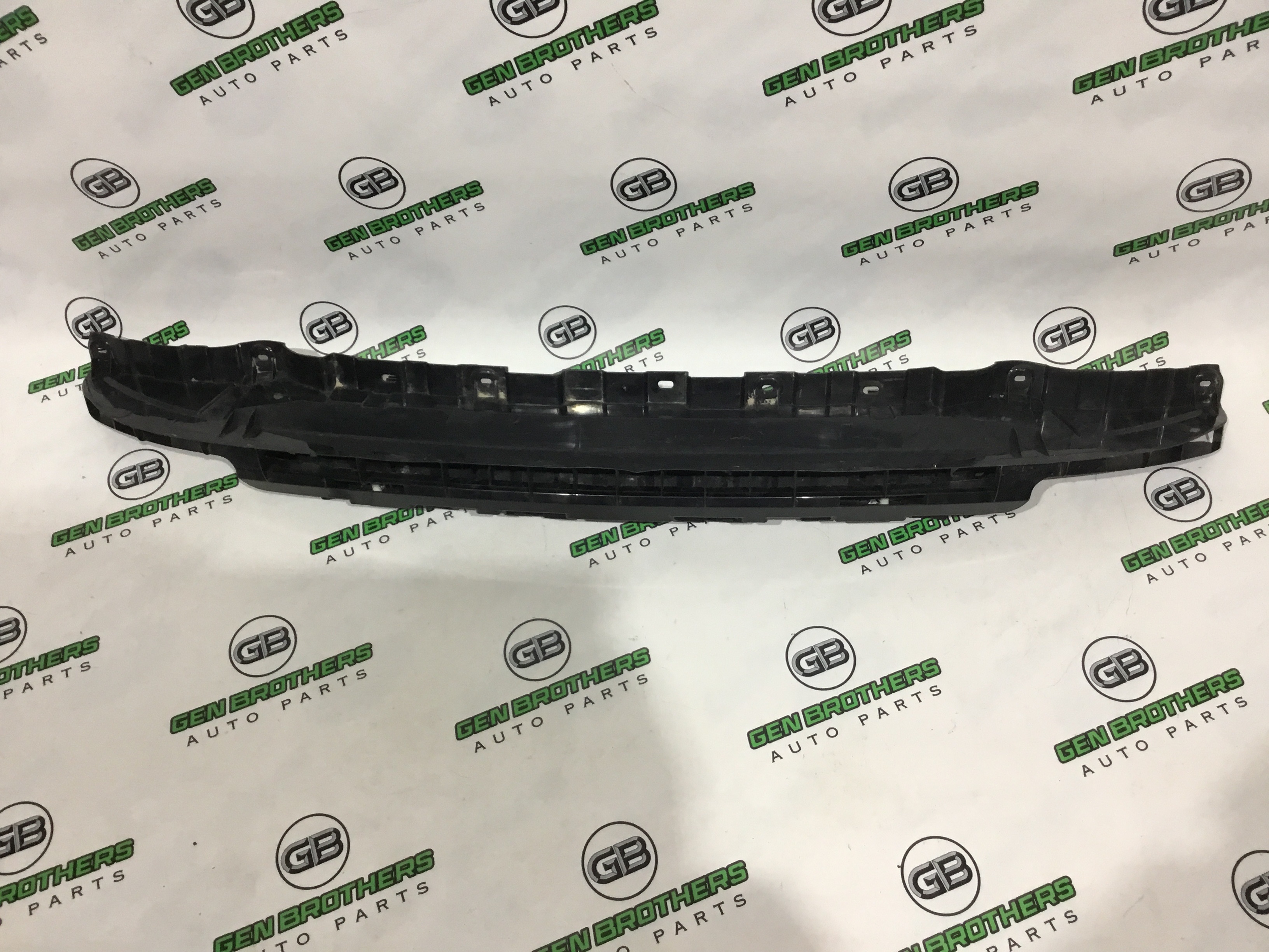 Абсорбер переднього бампера