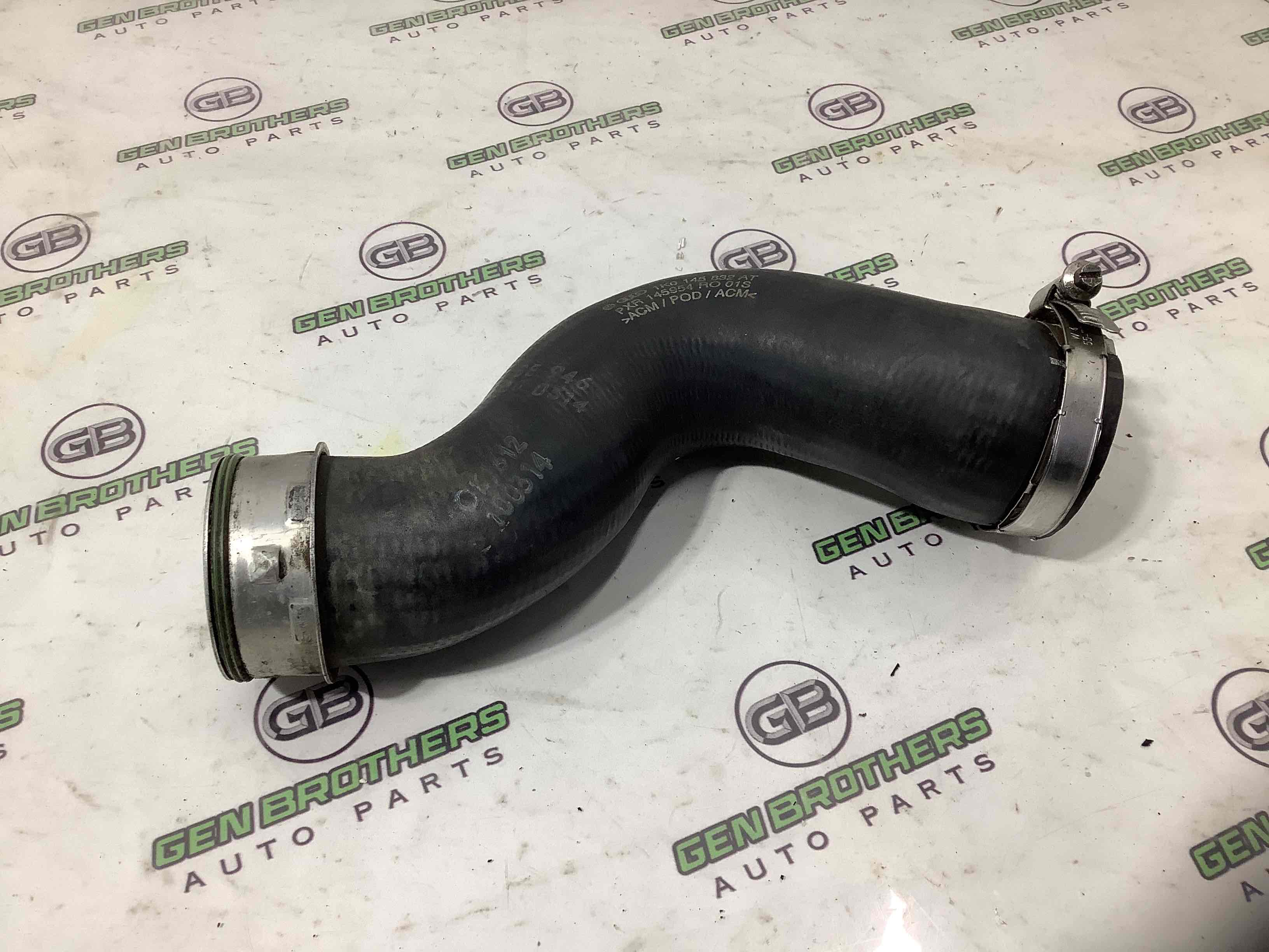 Патрубок інтеркулера