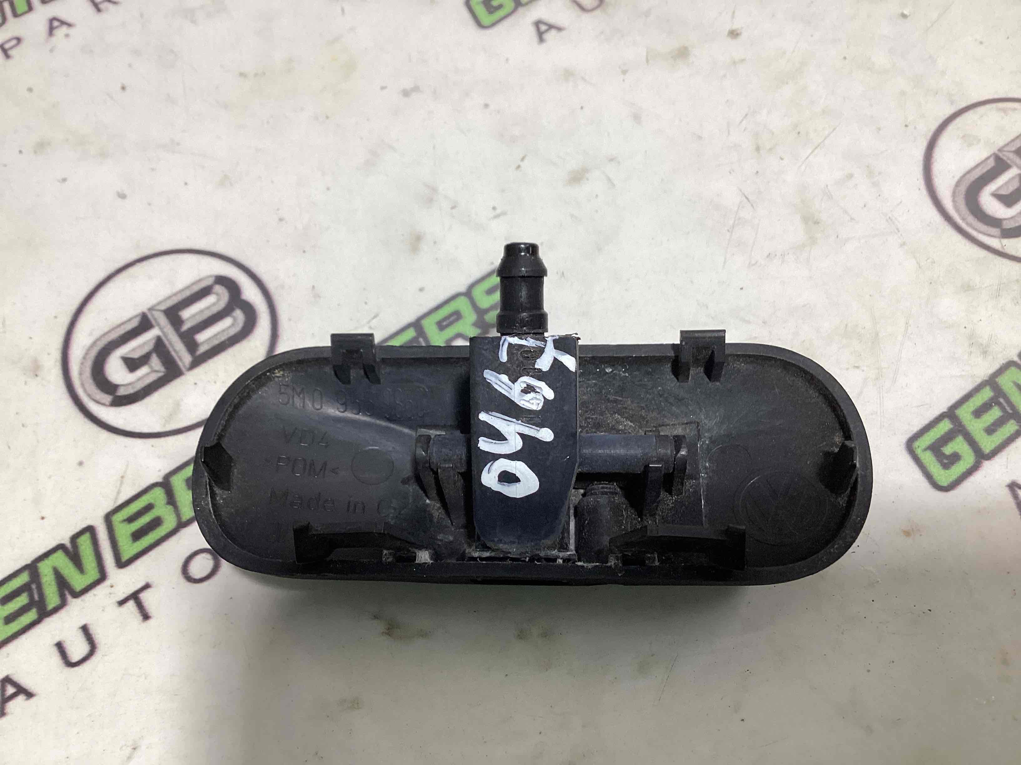 Форсунка омивача, насос омивача, шланг омивача