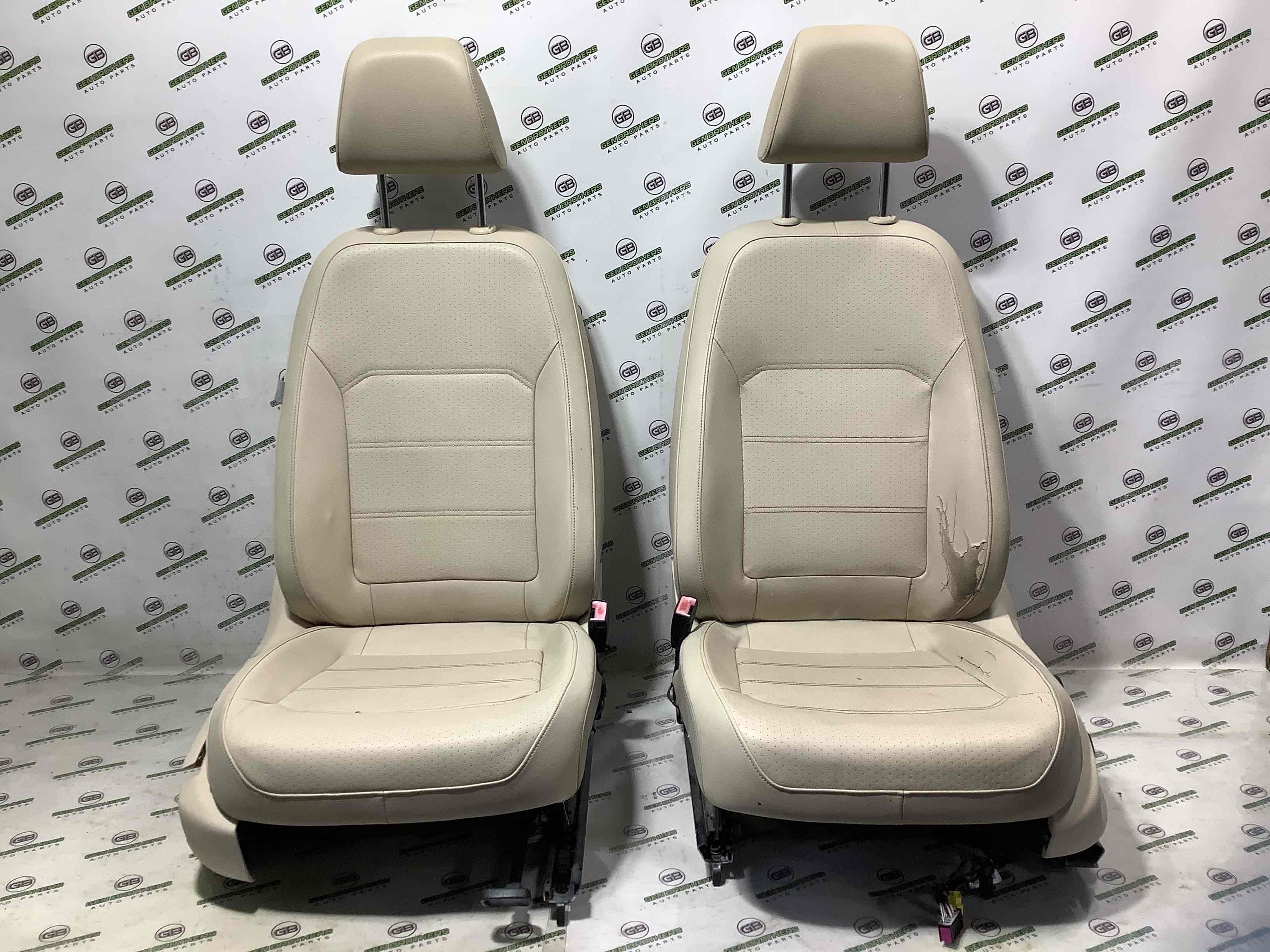 Салон комплект сидінь