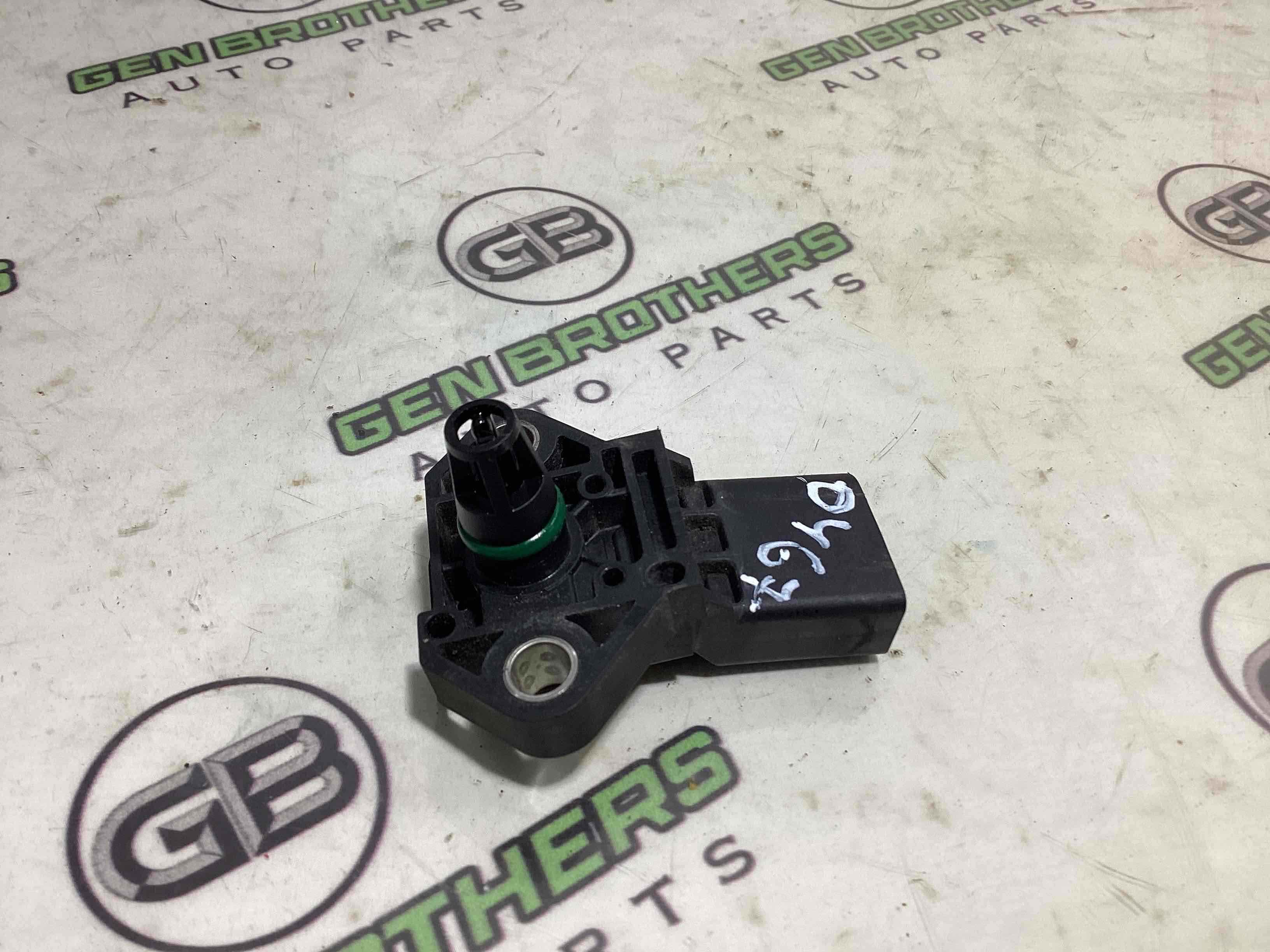 Датчик тиску у впускному колекторі