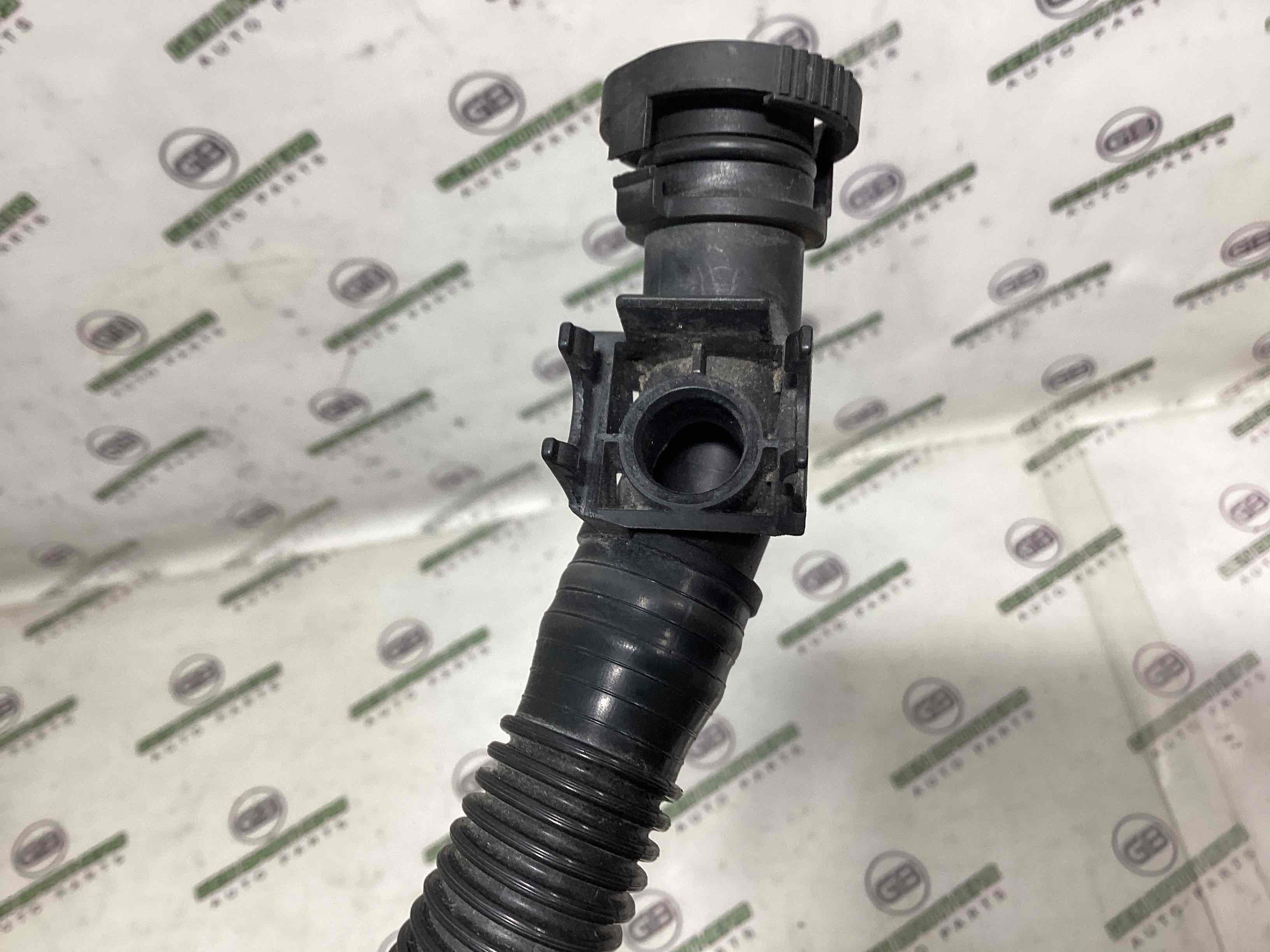 Патрубок повітряного фільтра