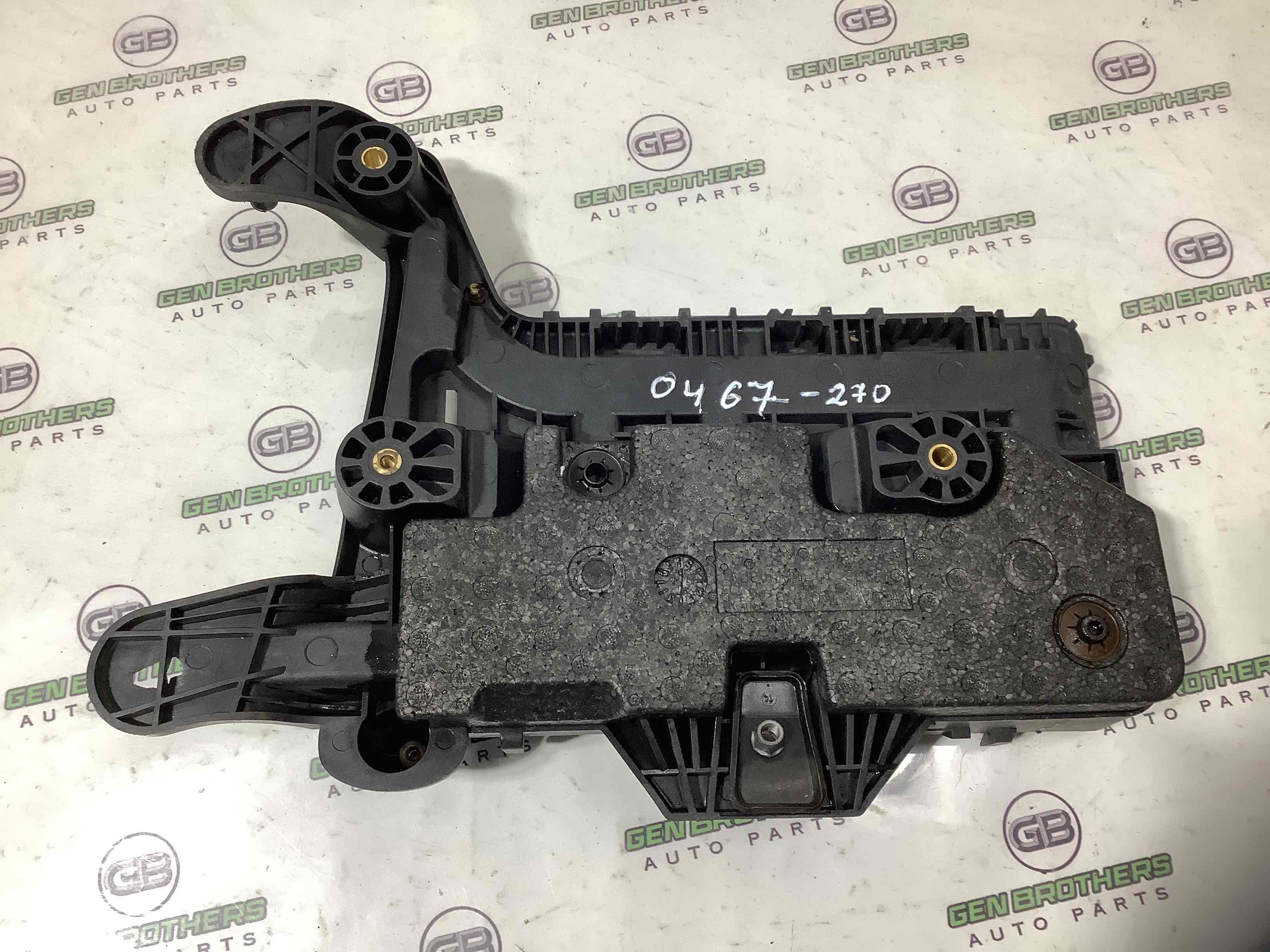 Кріплення, кронштейн