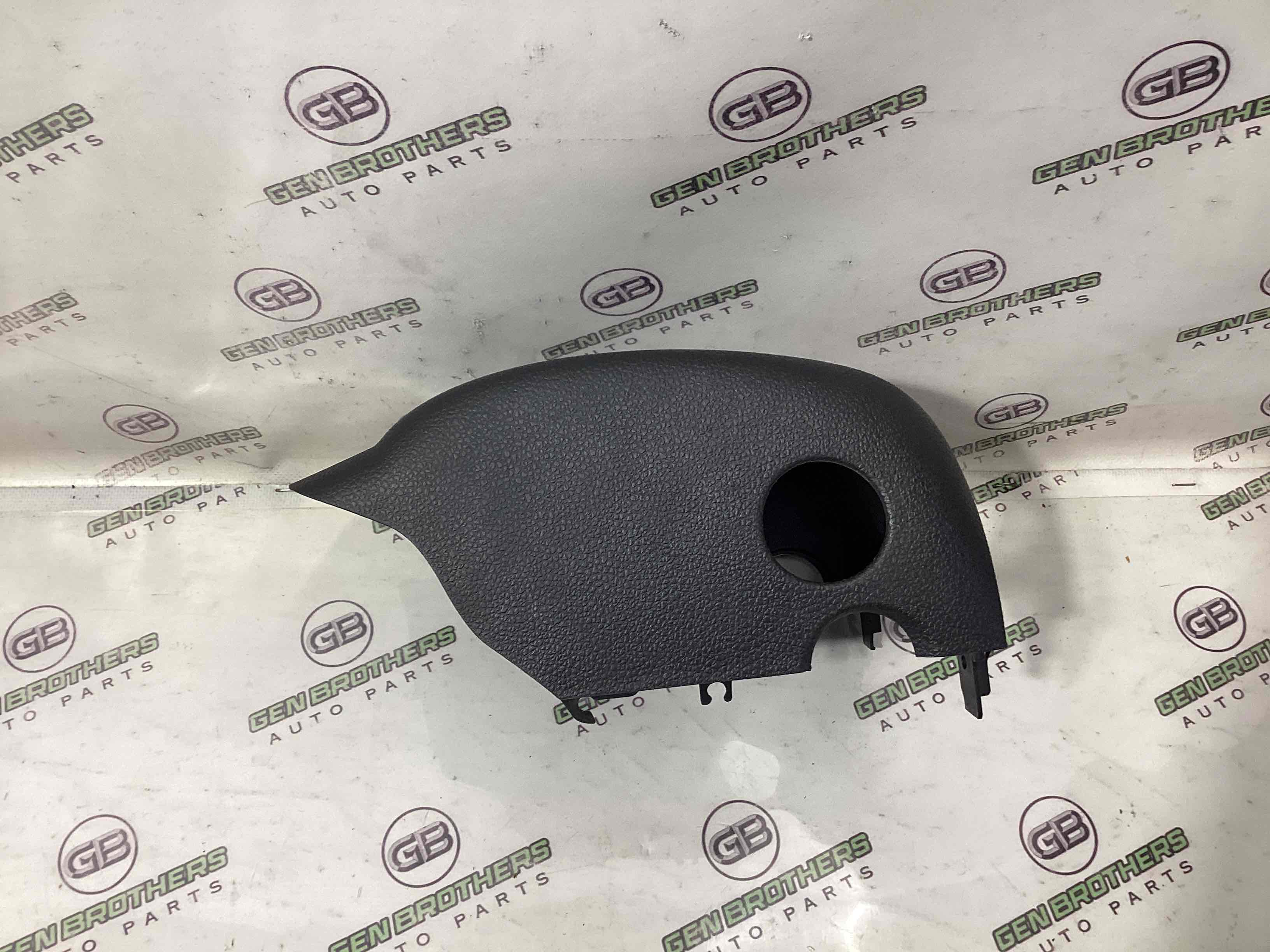 Оздоблення керма та кермової колонки