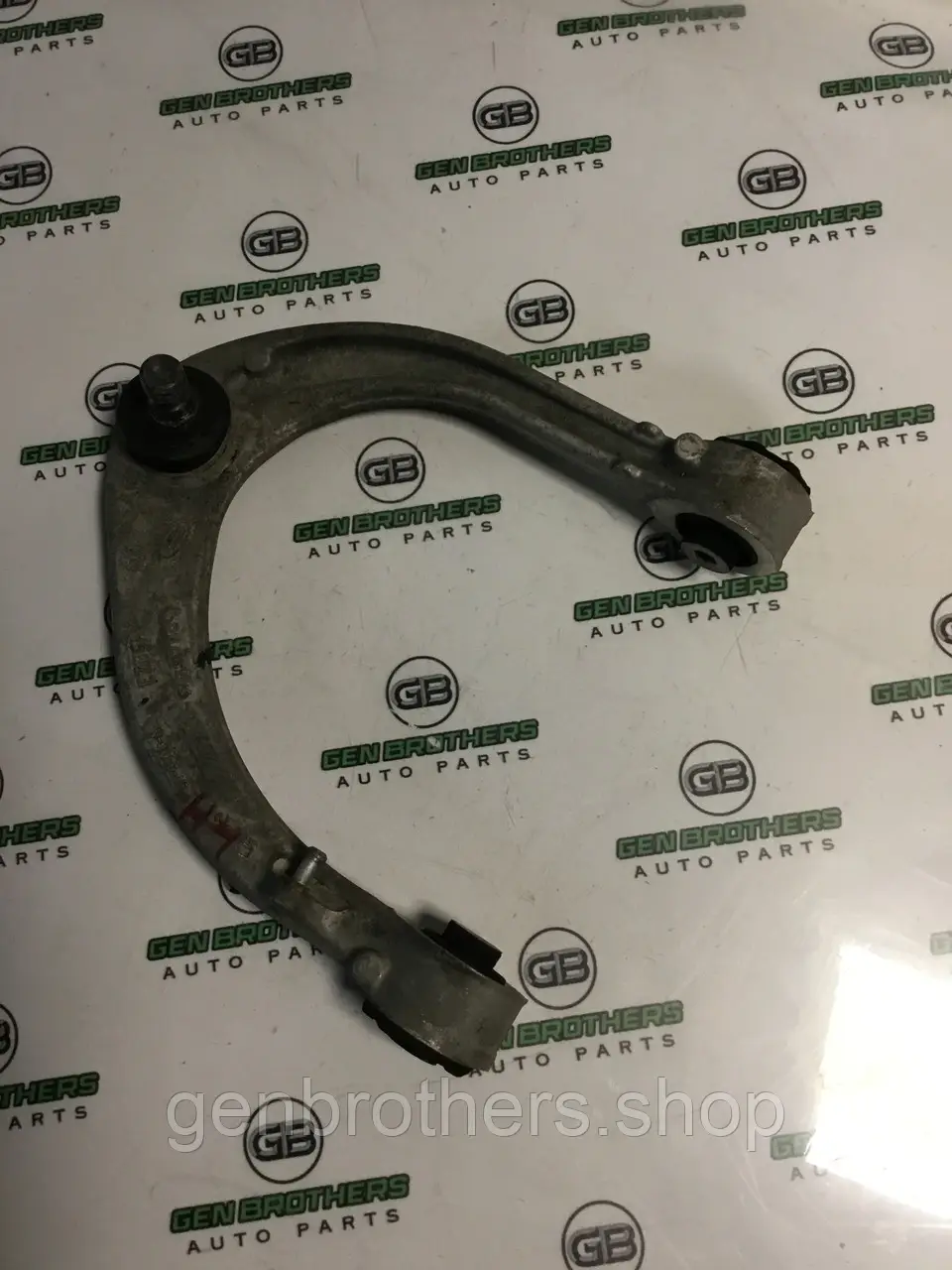 Важіль передній лівий