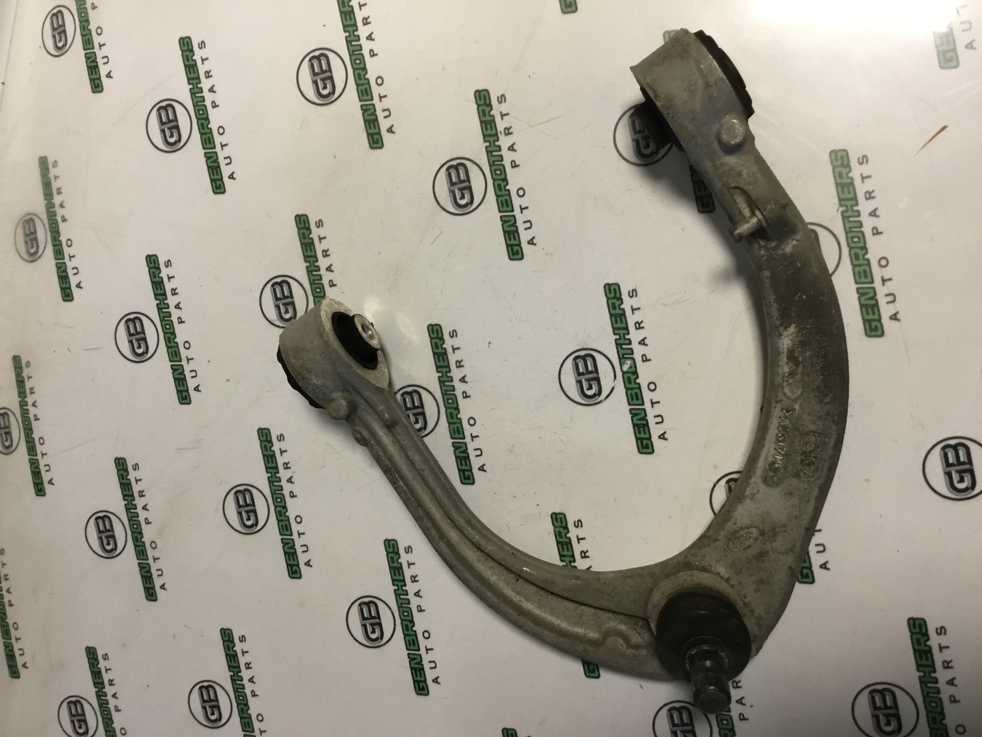 Важіль передній лівий