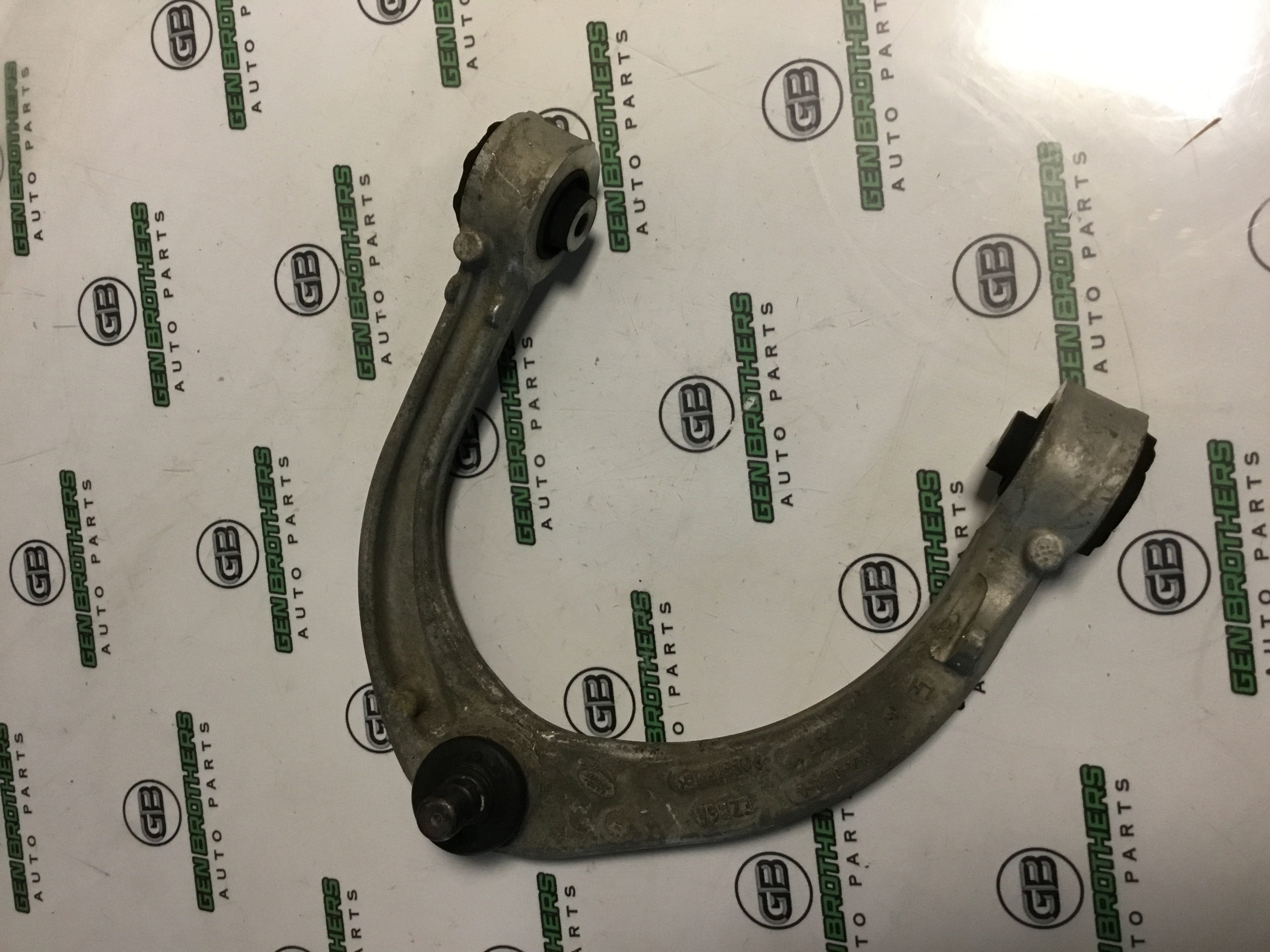 Важіль передній лівий