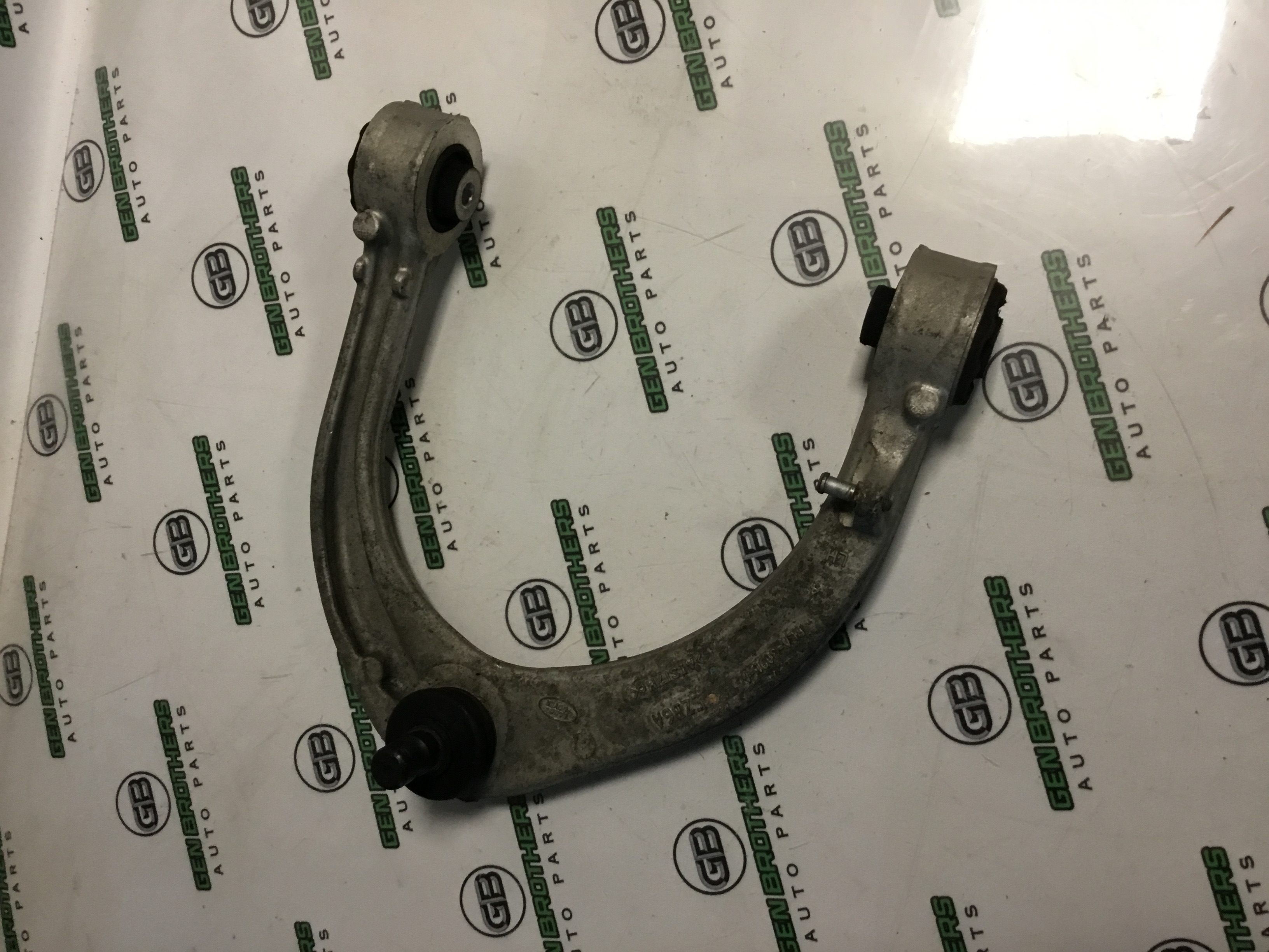 Важіль передній лівий