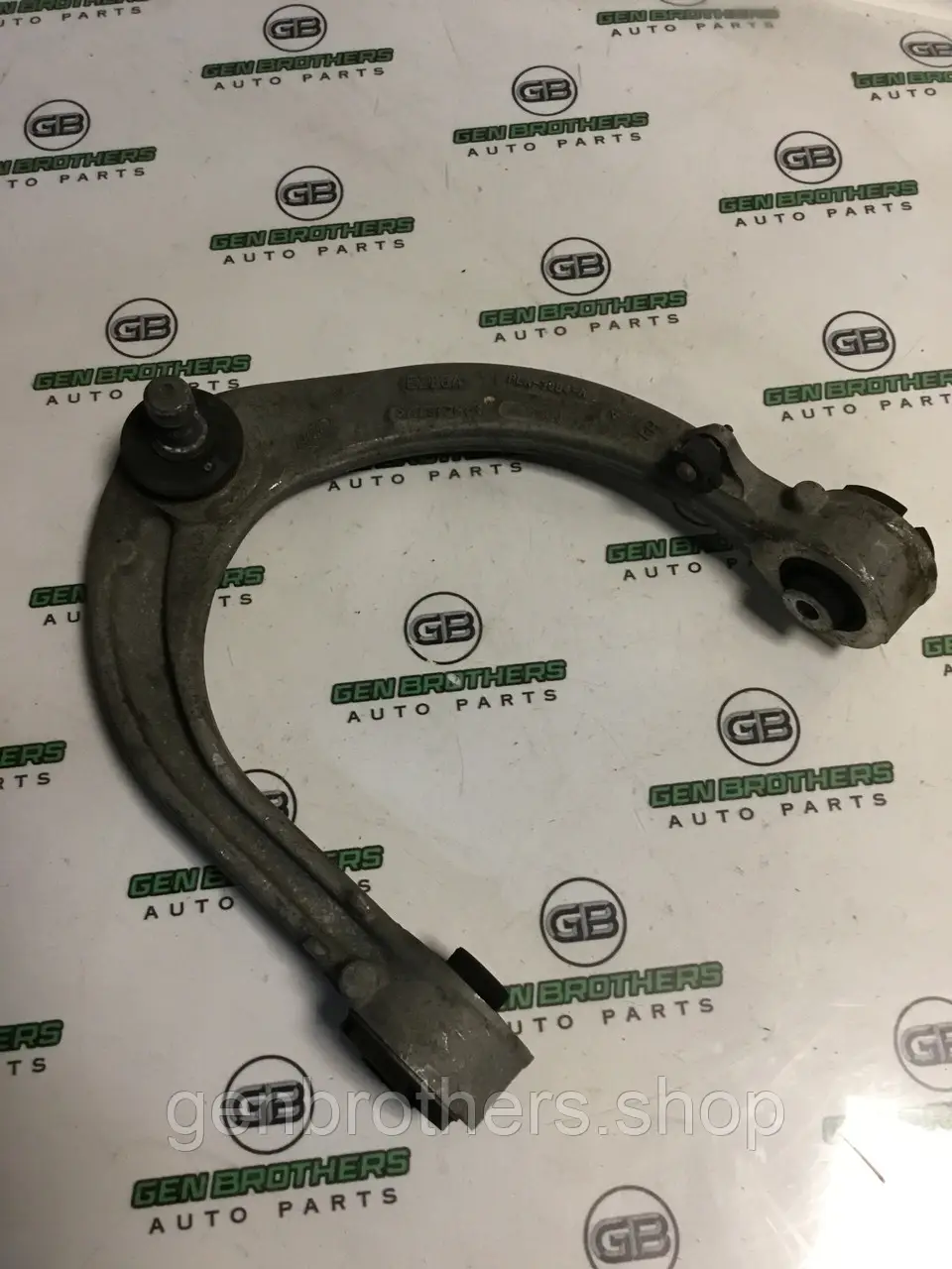 Важіль передній правий