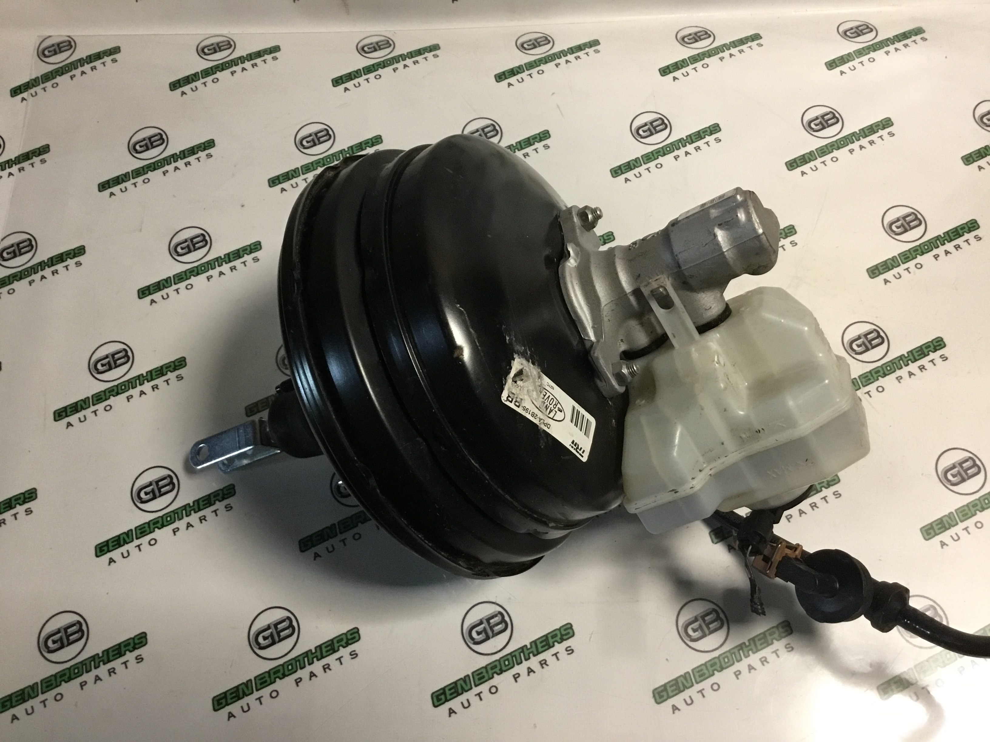 Вакуумний підсилювач гальм