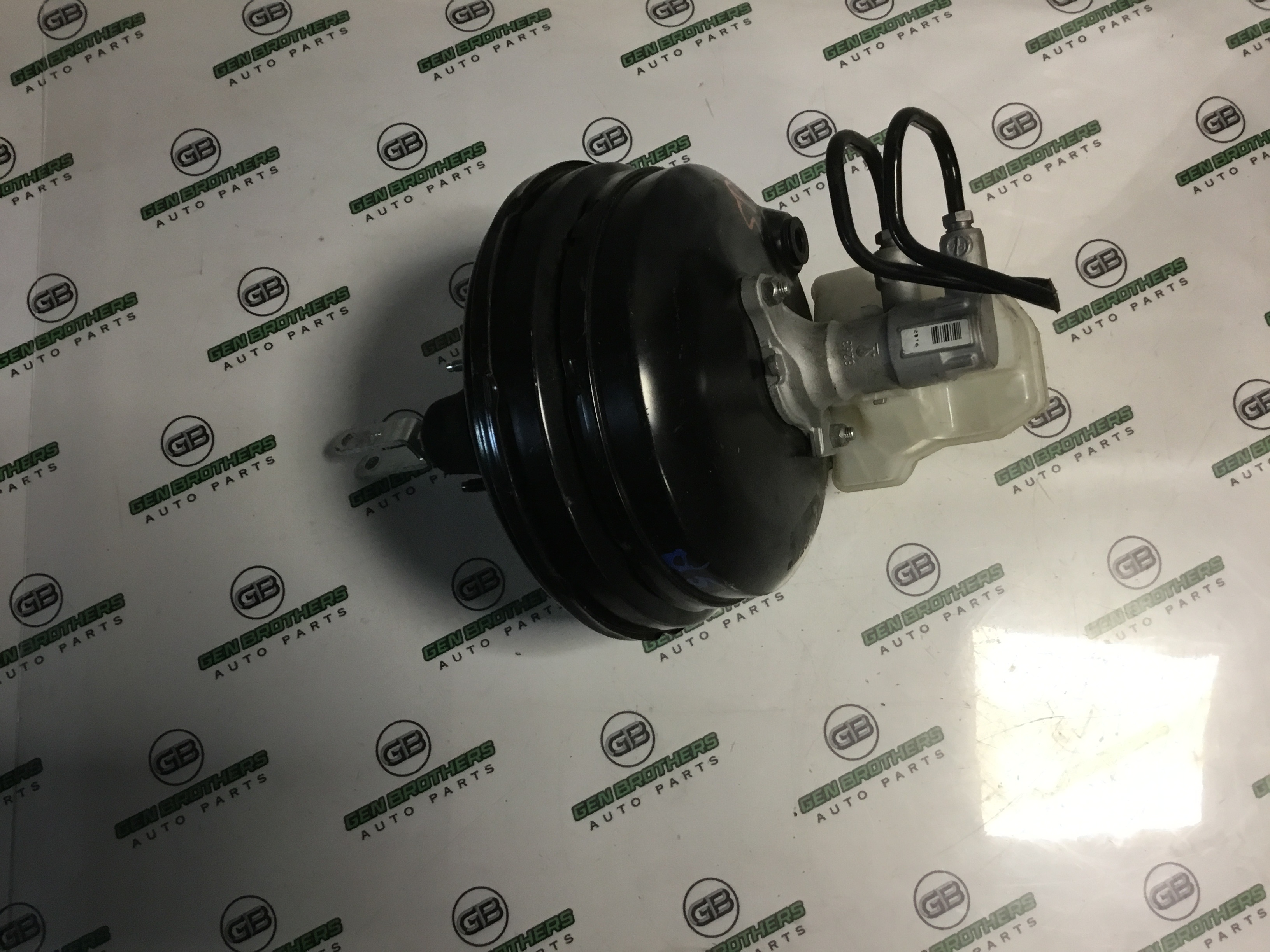 Вакуумний підсилювач гальм