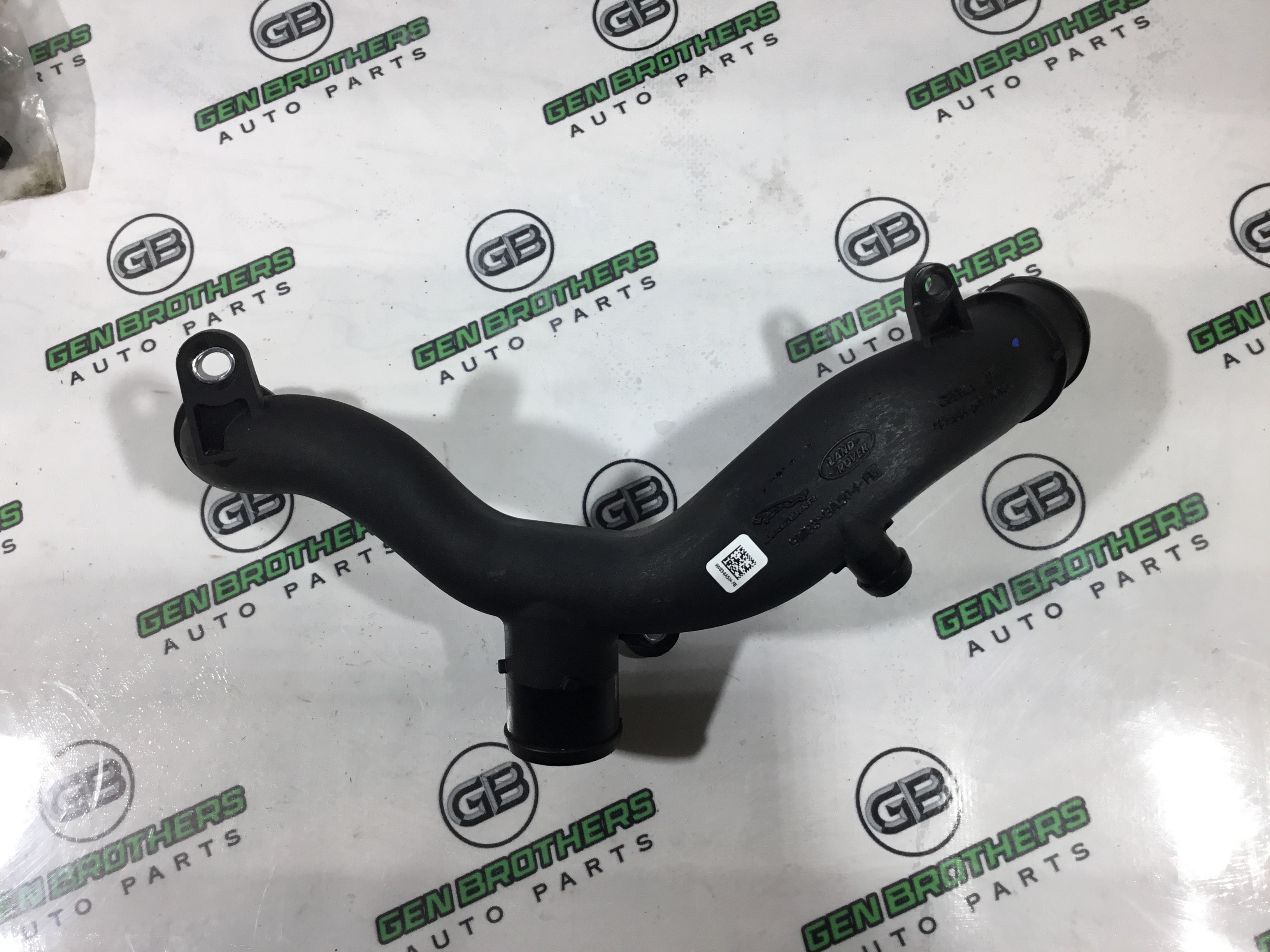 Патрубок трубопровід, шланг