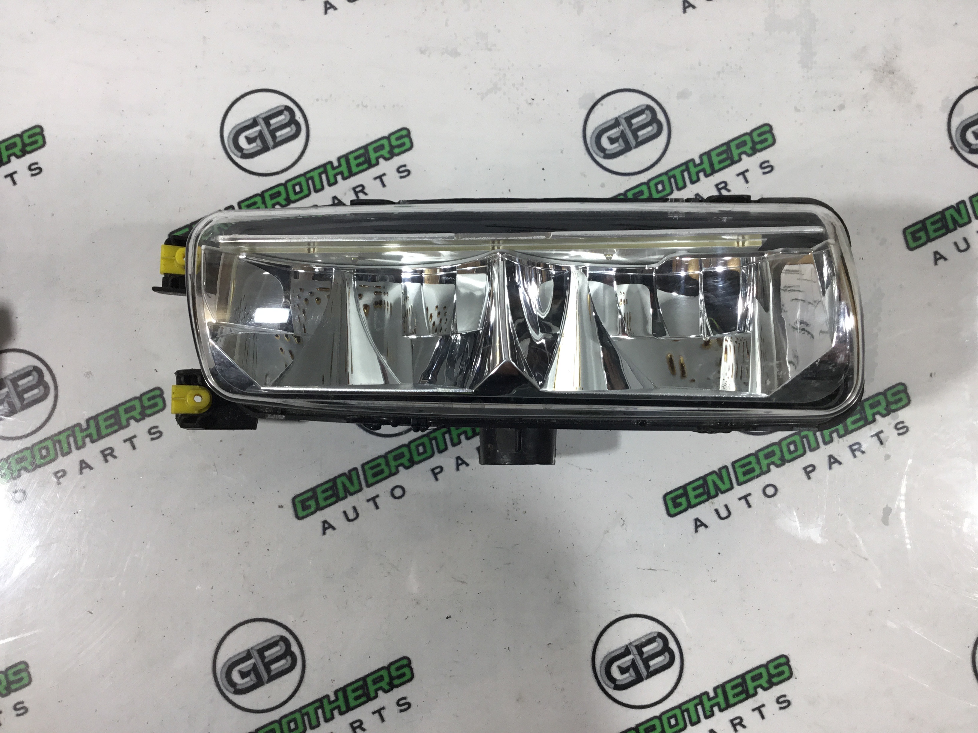 Фара протитуманна