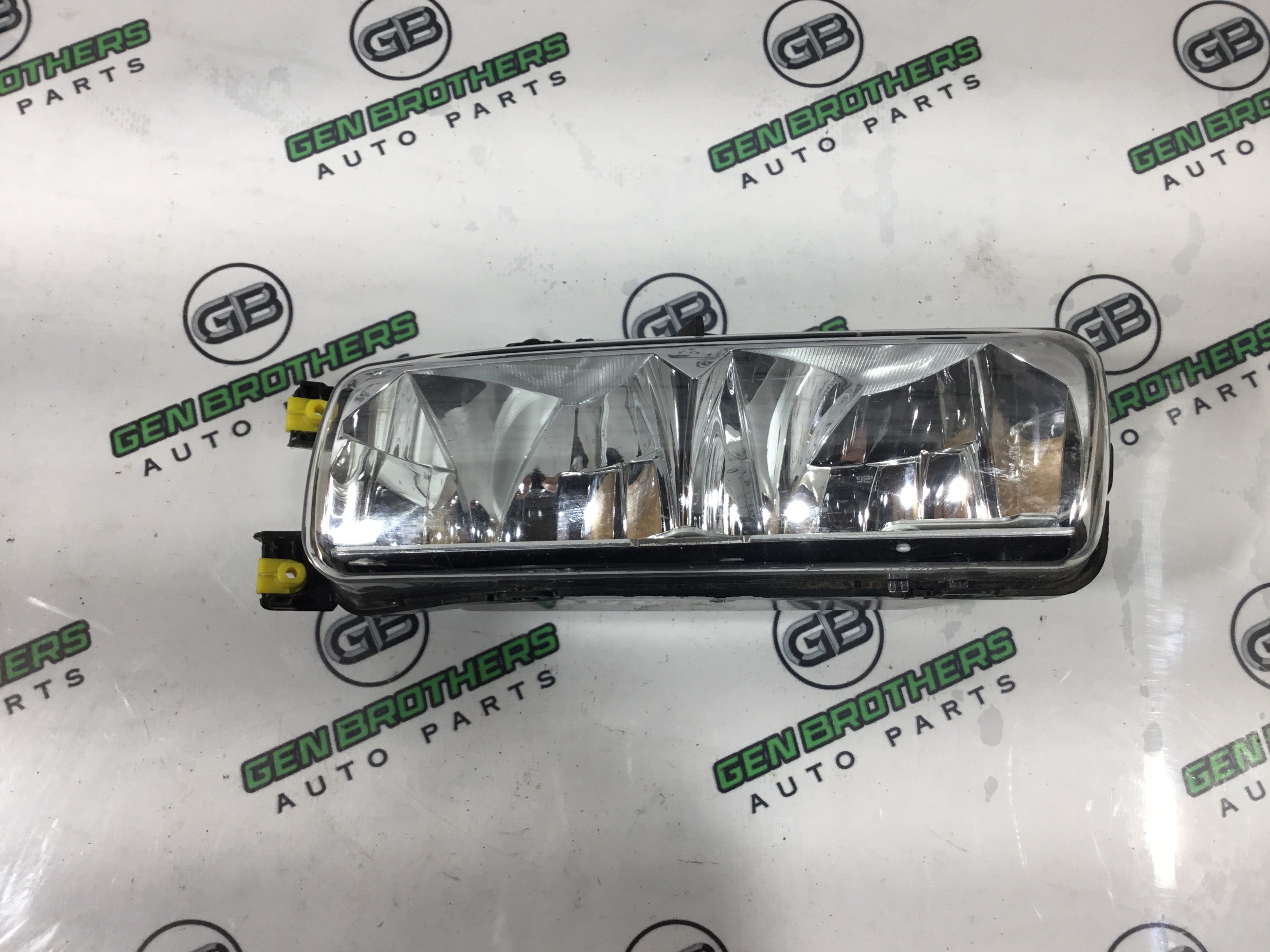 Фара протитуманна