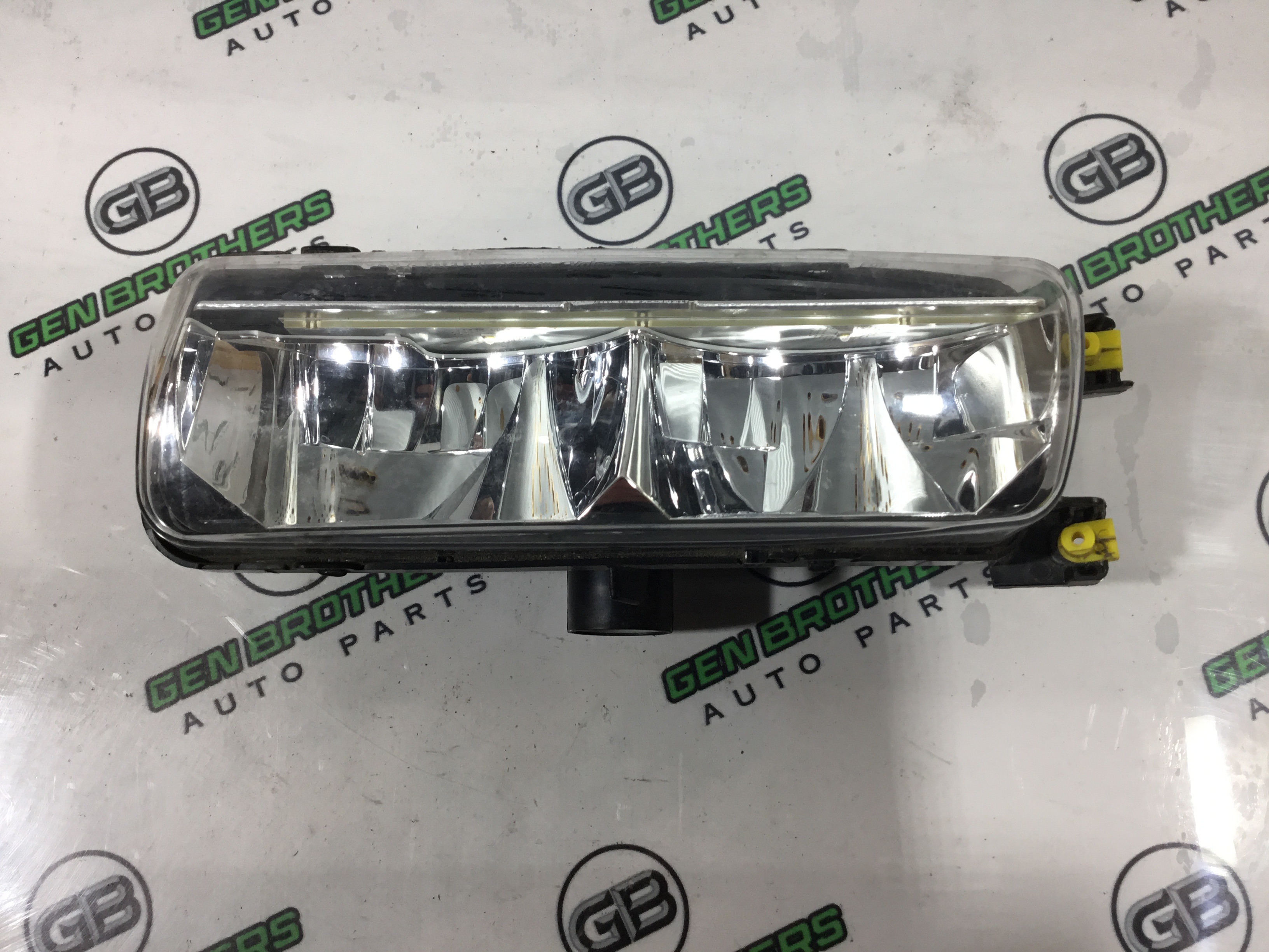 Фара протитуманна