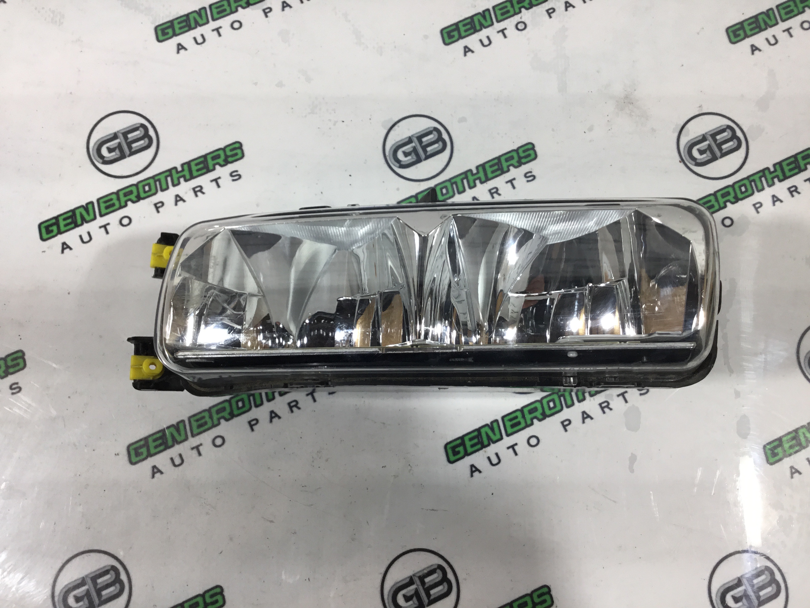 Фара протитуманна