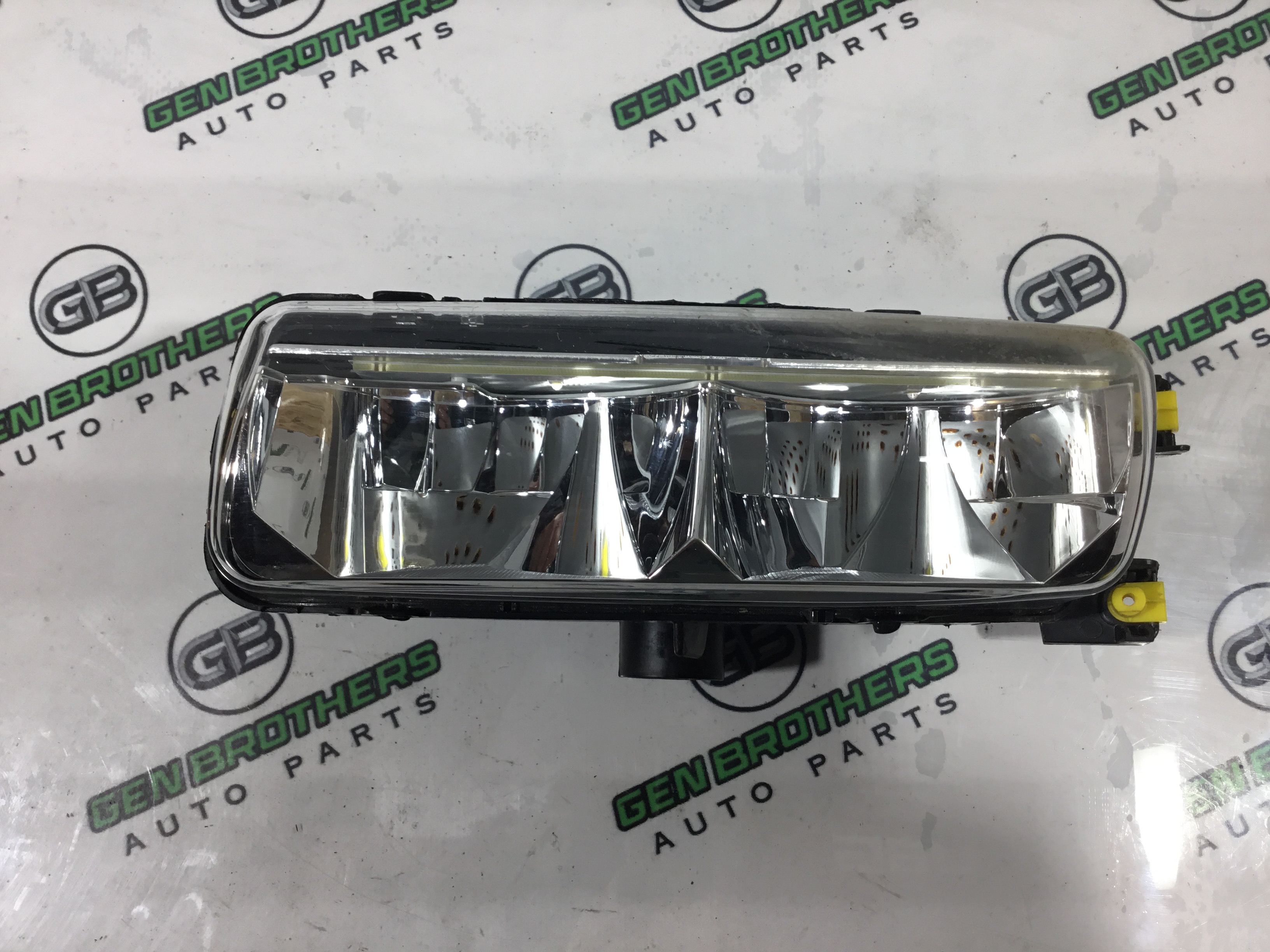 Фара протитуманна