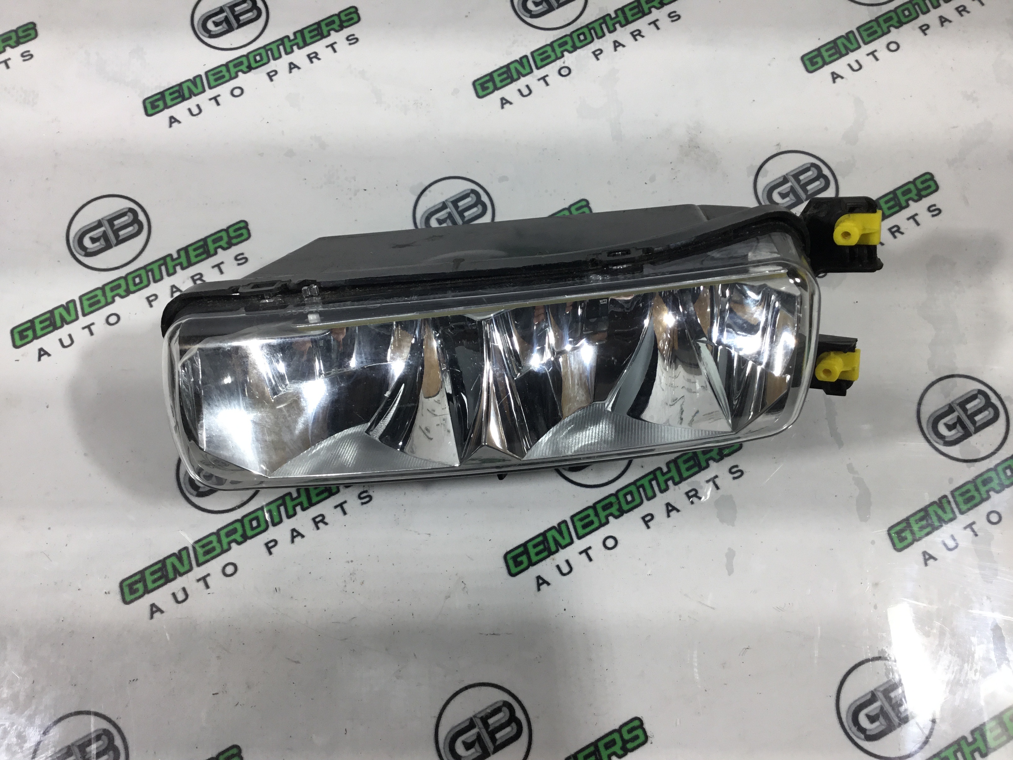 Фара протитуманна