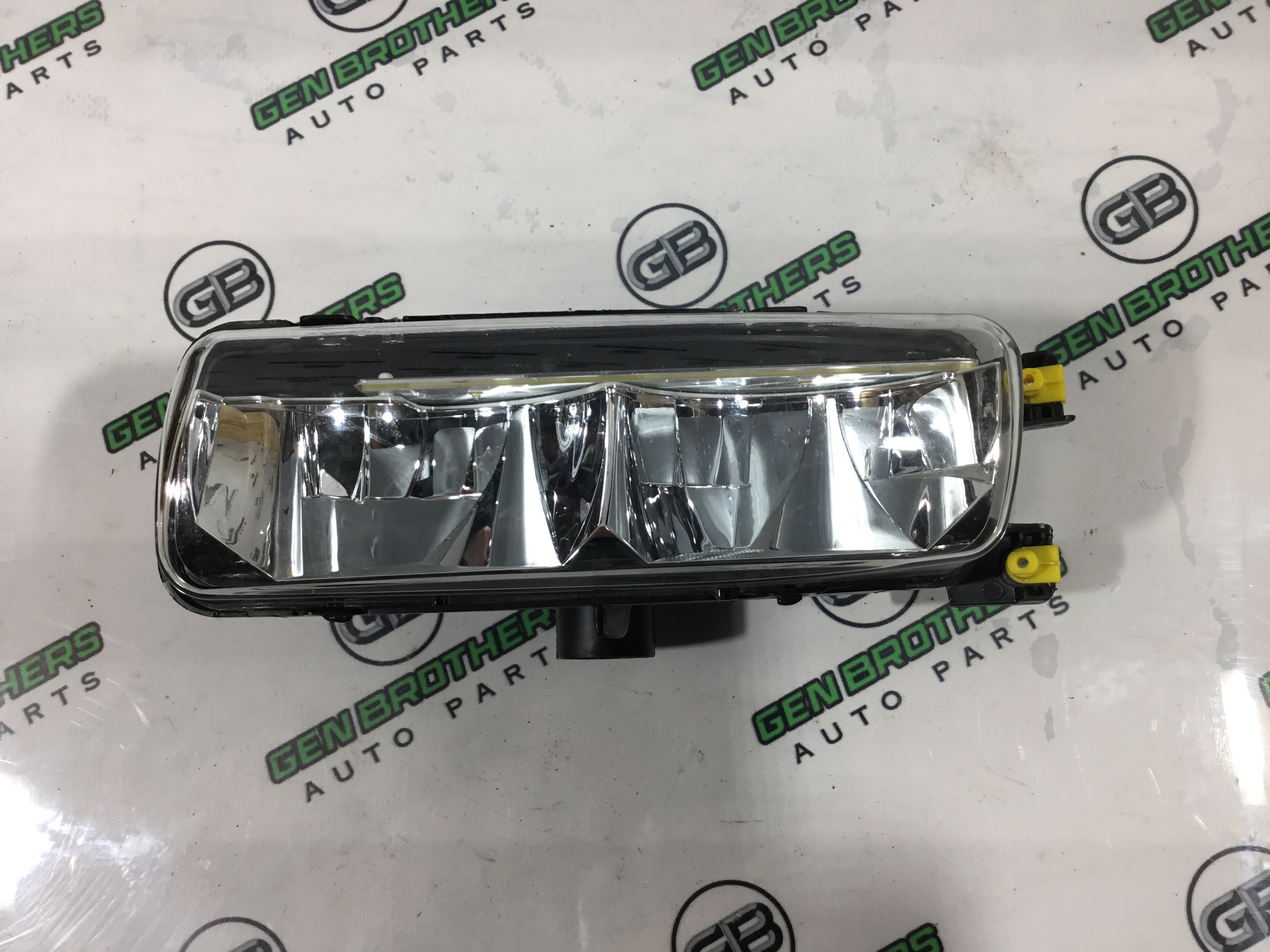 Фара протитуманна