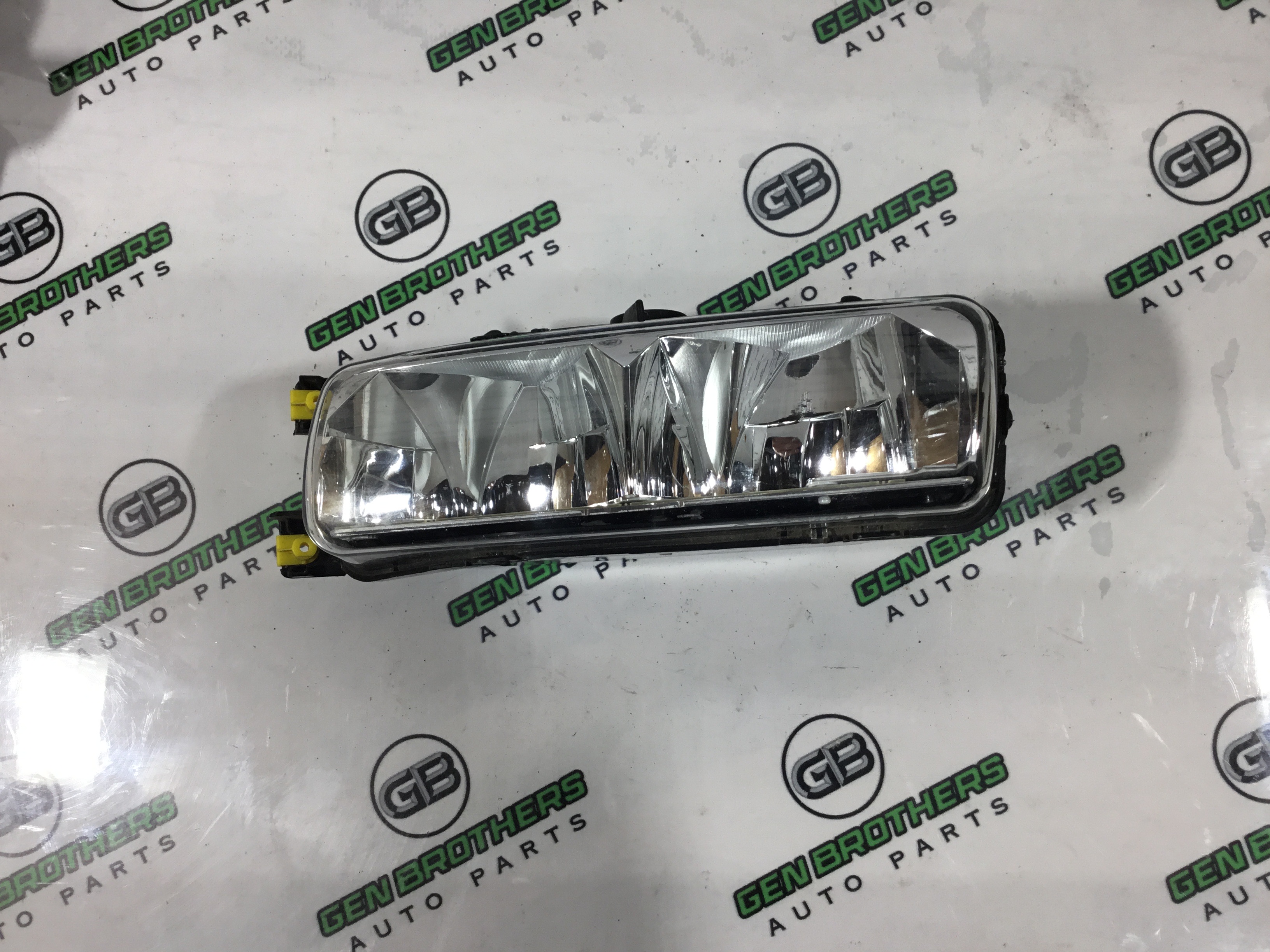 Фара протитуманна