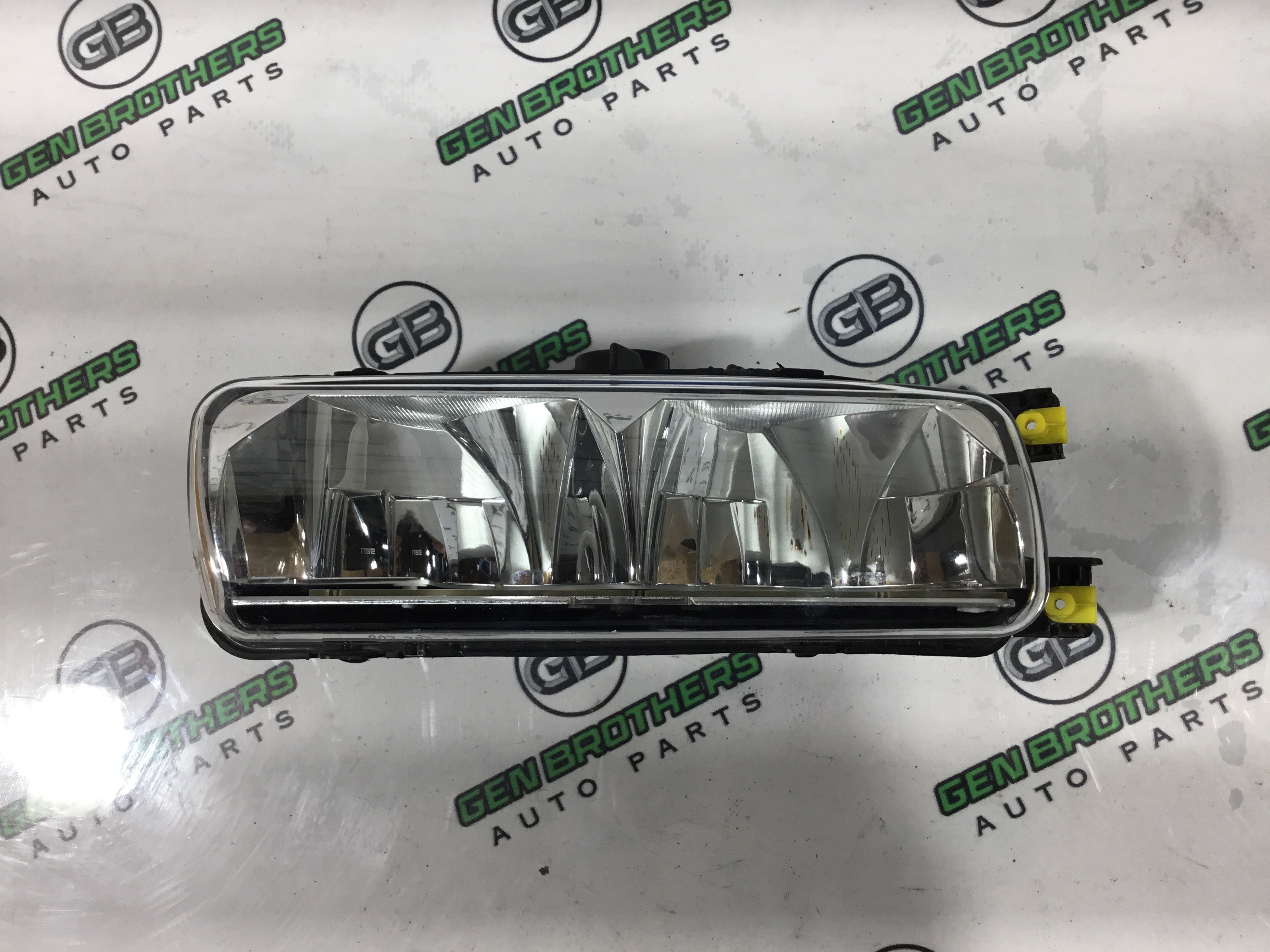 Фара протитуманна