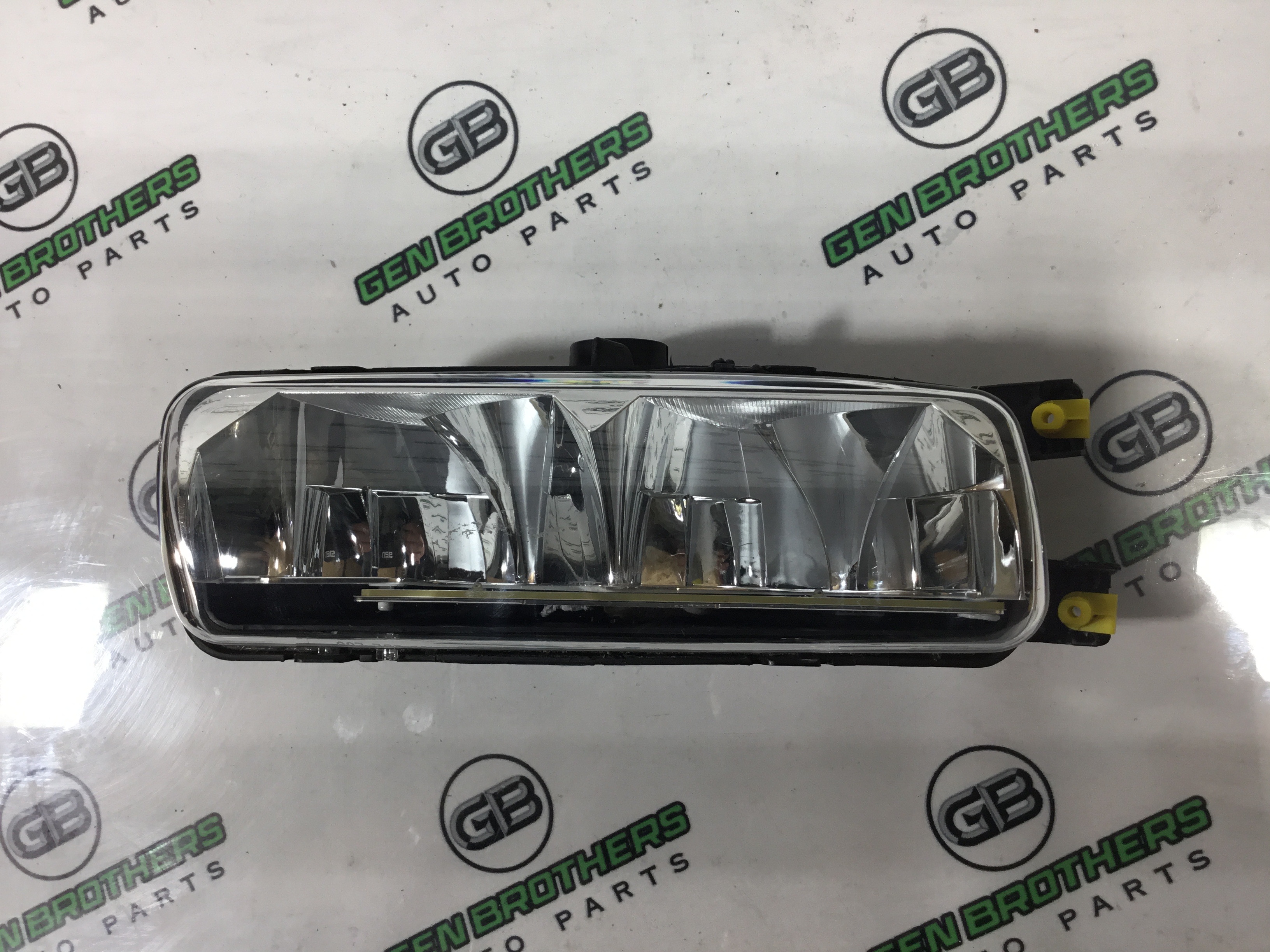 Фара протитуманна