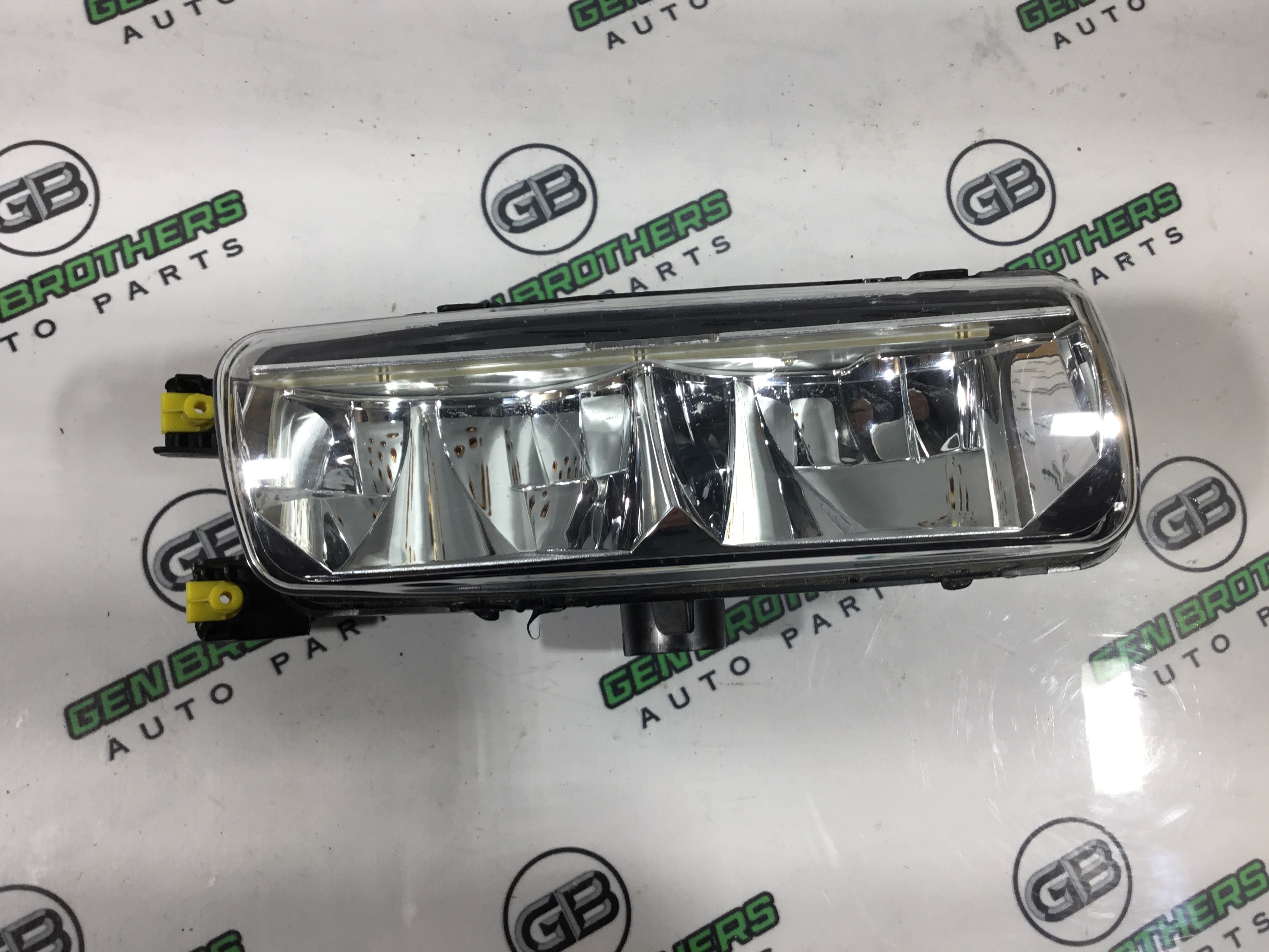 Фара протитуманна