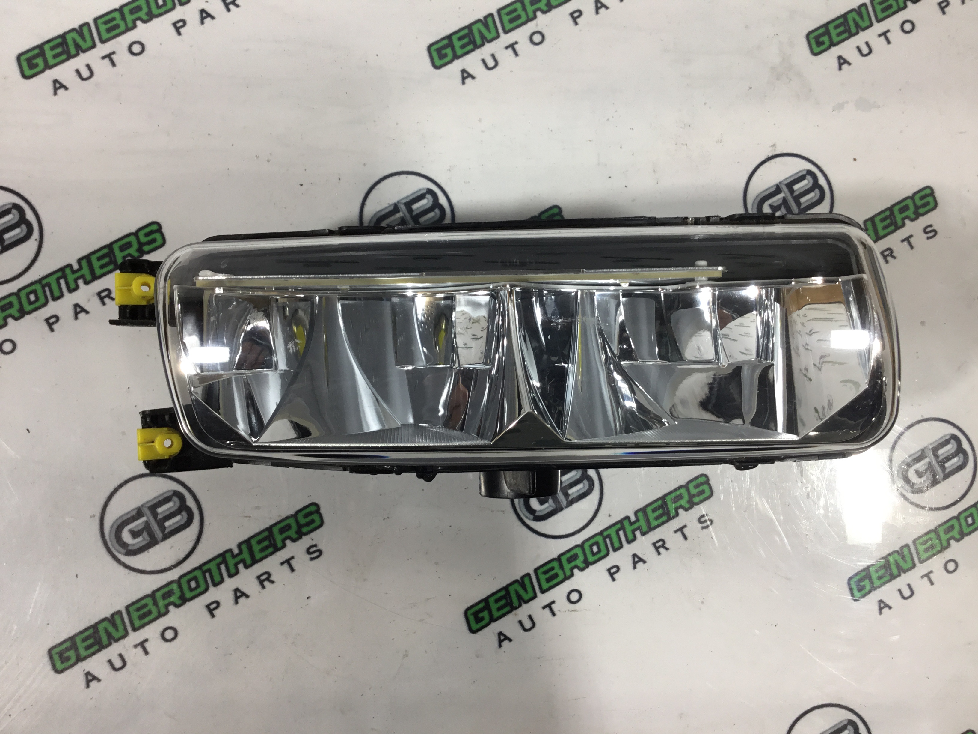 Фара протитуманна