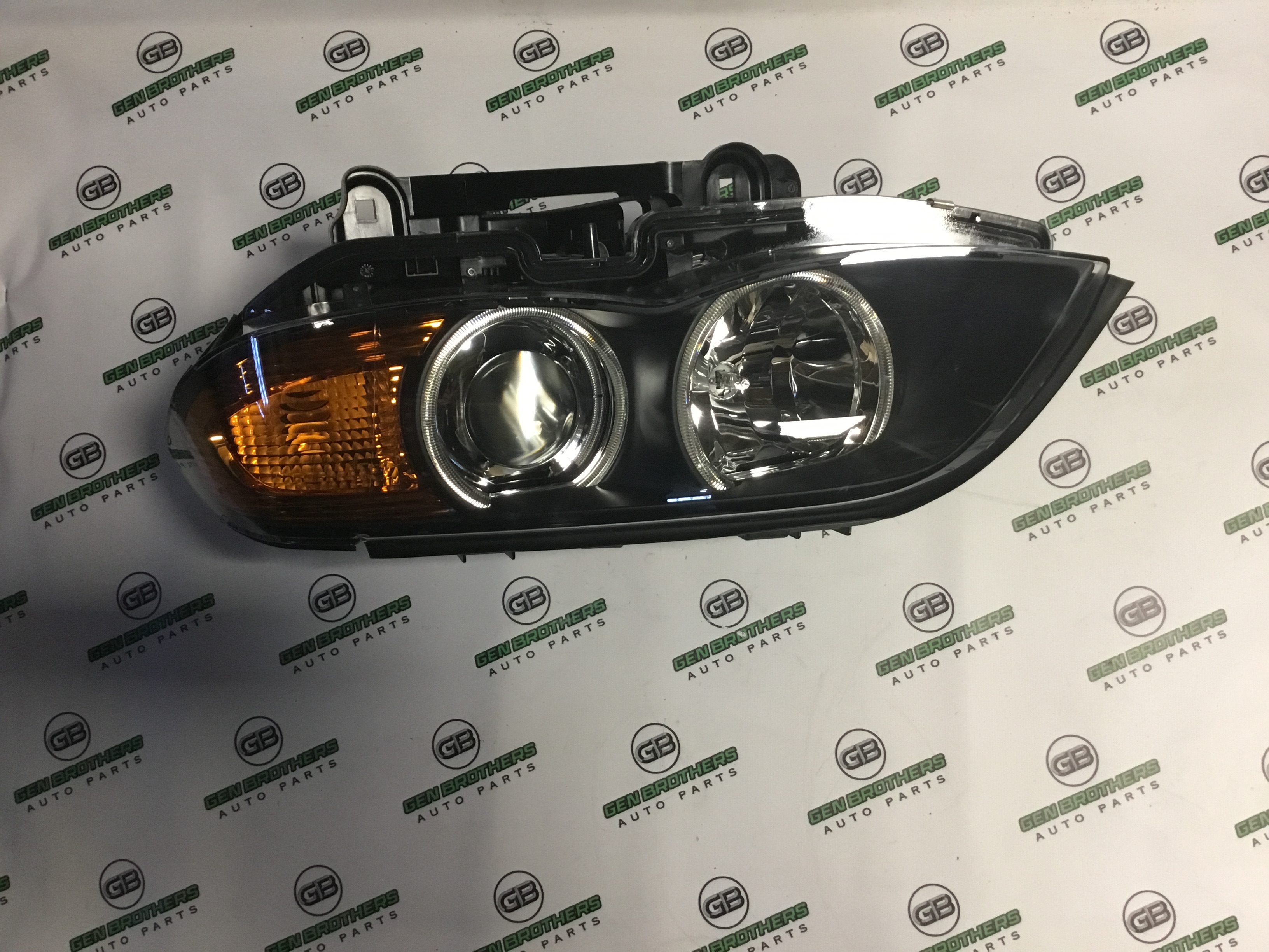 Фара ліва BMW X5 E53 2005