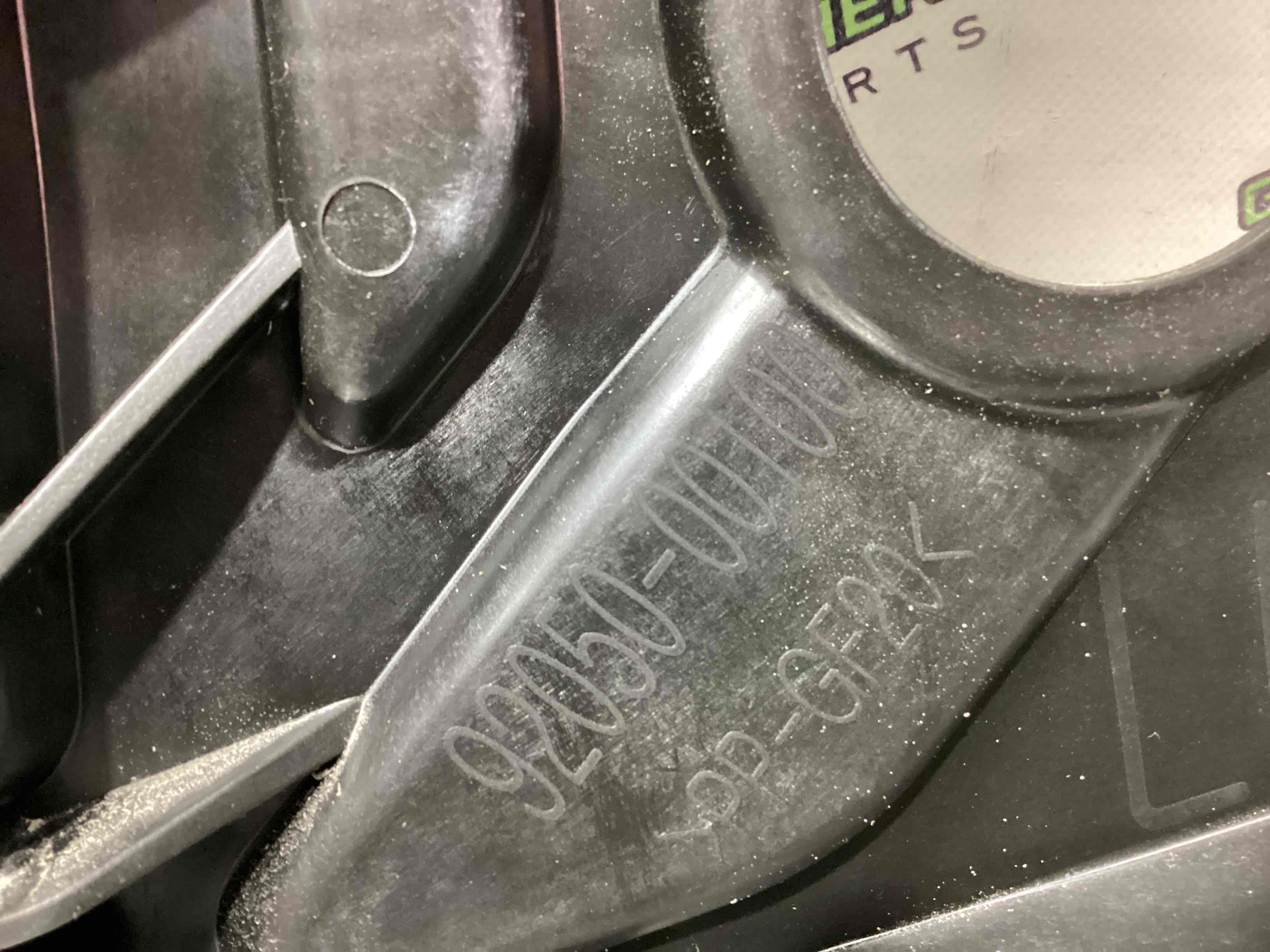 Склопідйомник задній лівий