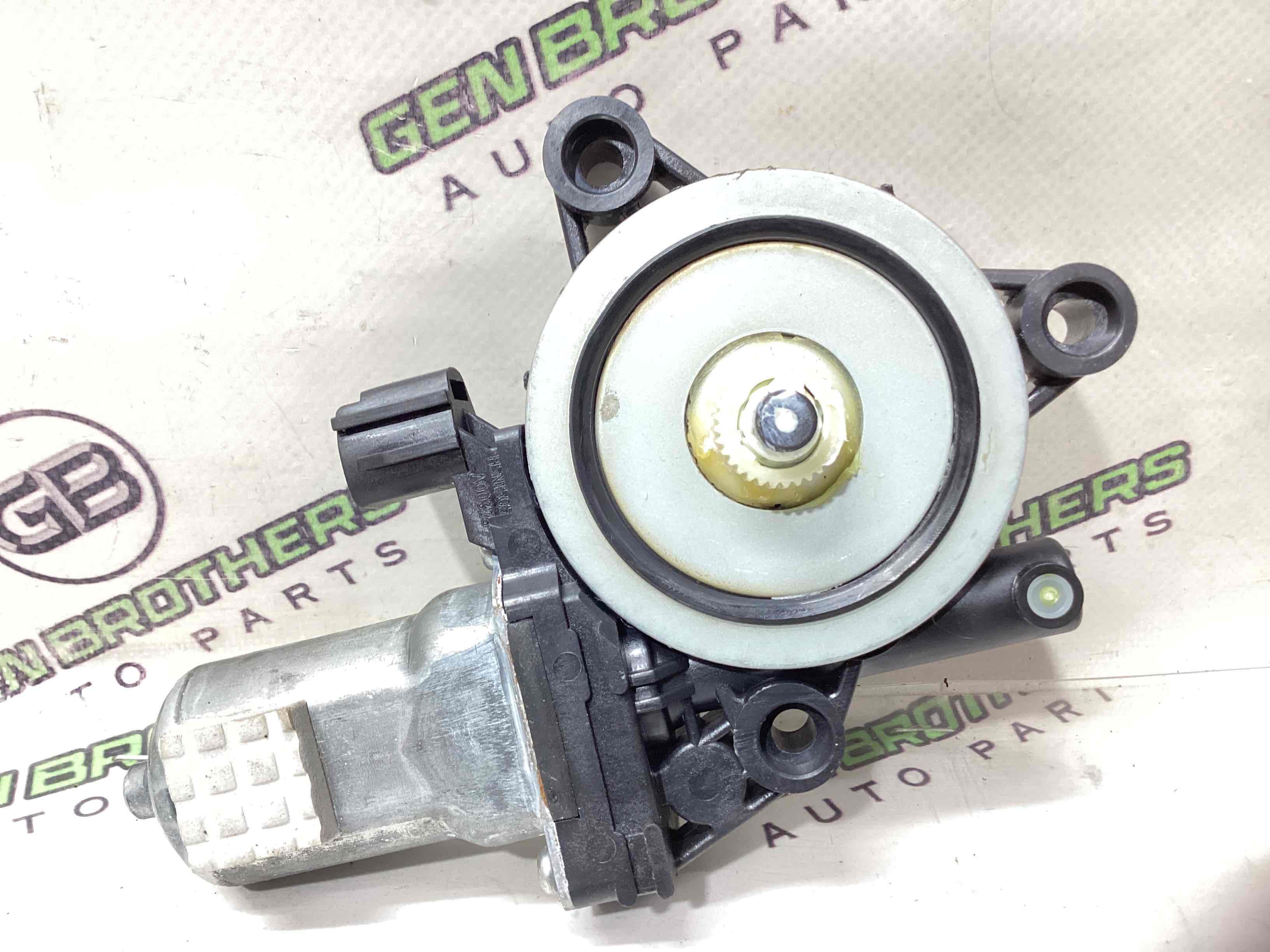 Моторчик склопідйомника