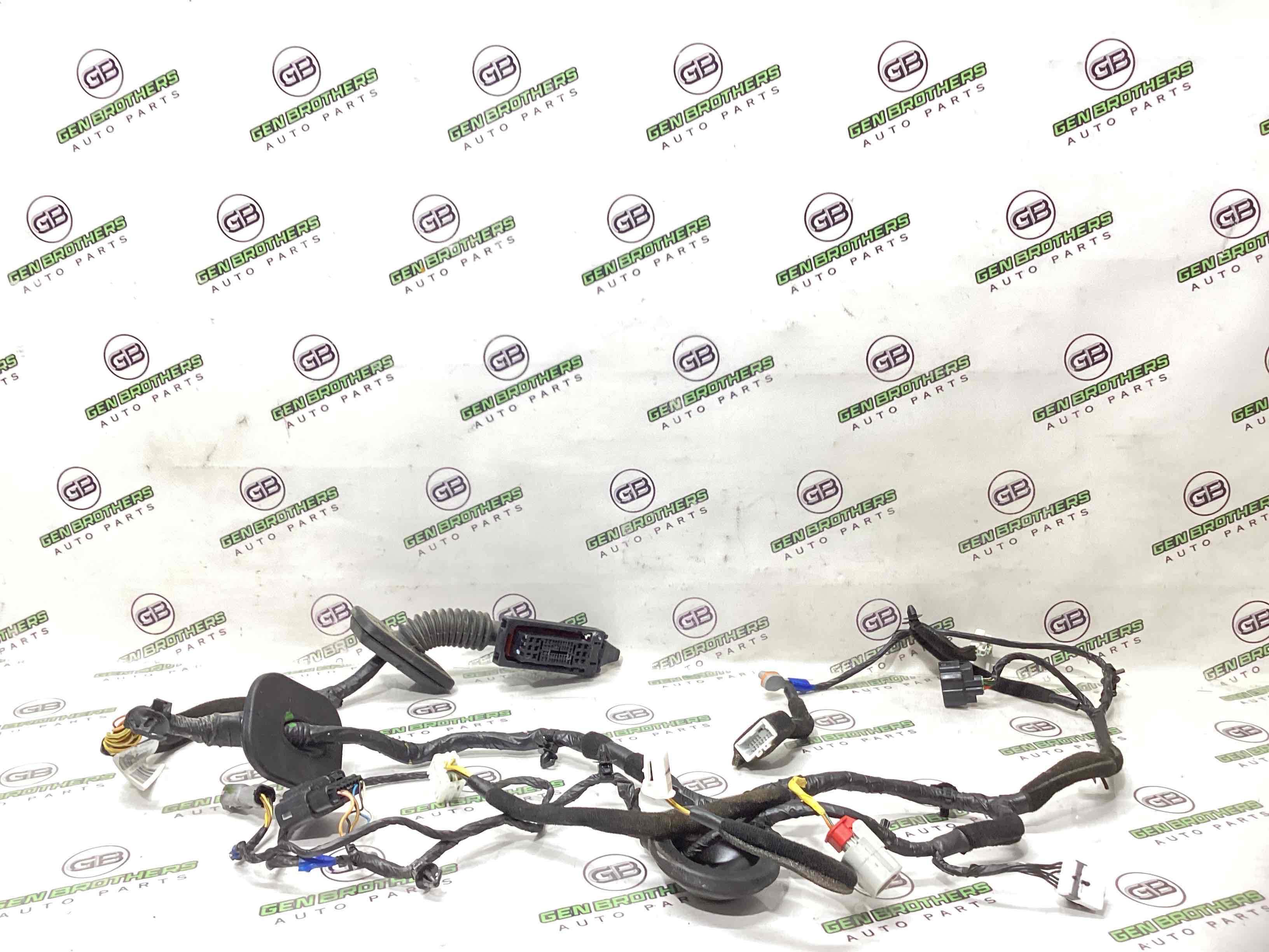 Електропроводка дверей, кришки багажника коса