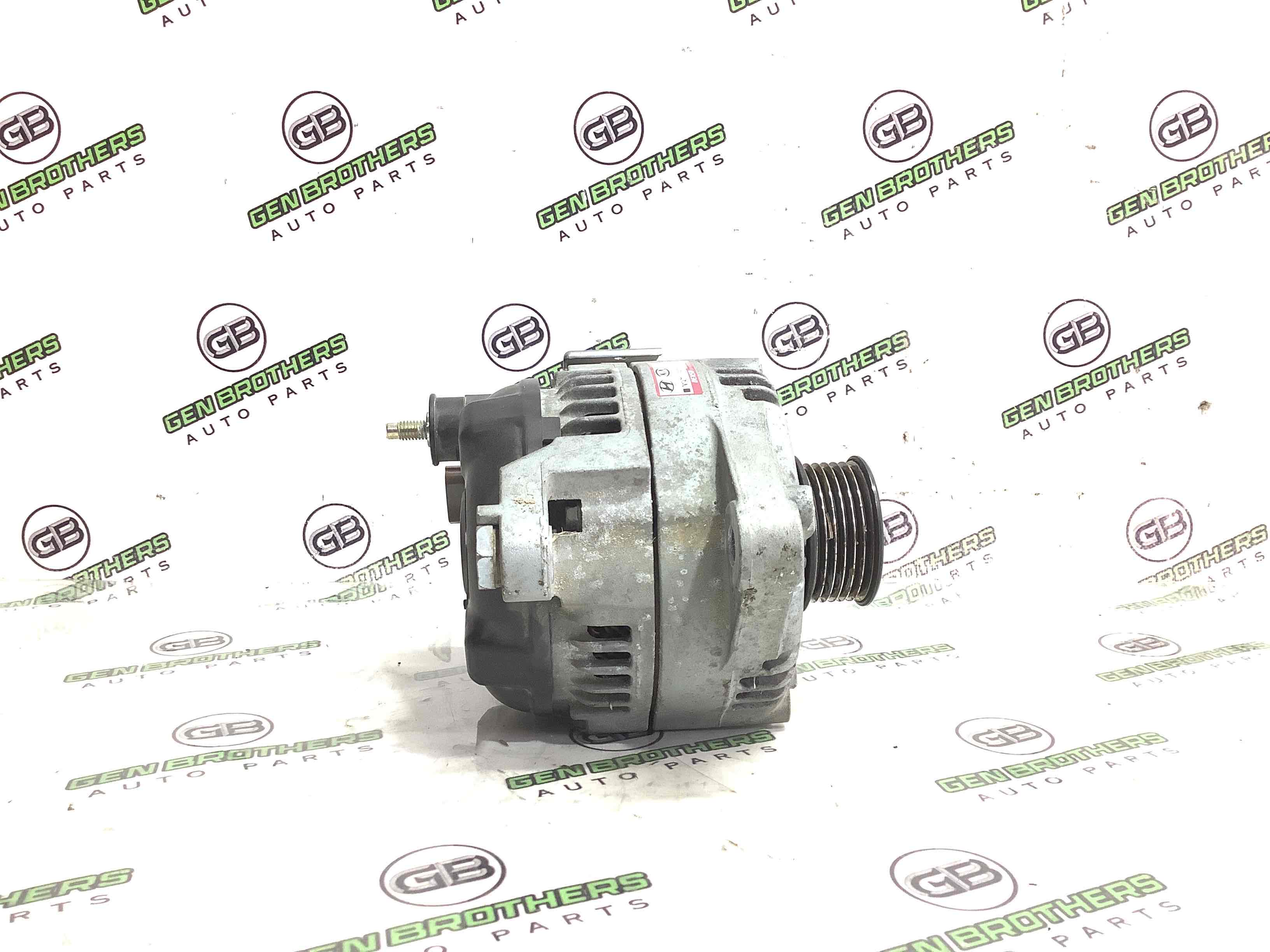 Генератор, кронштейн генератора