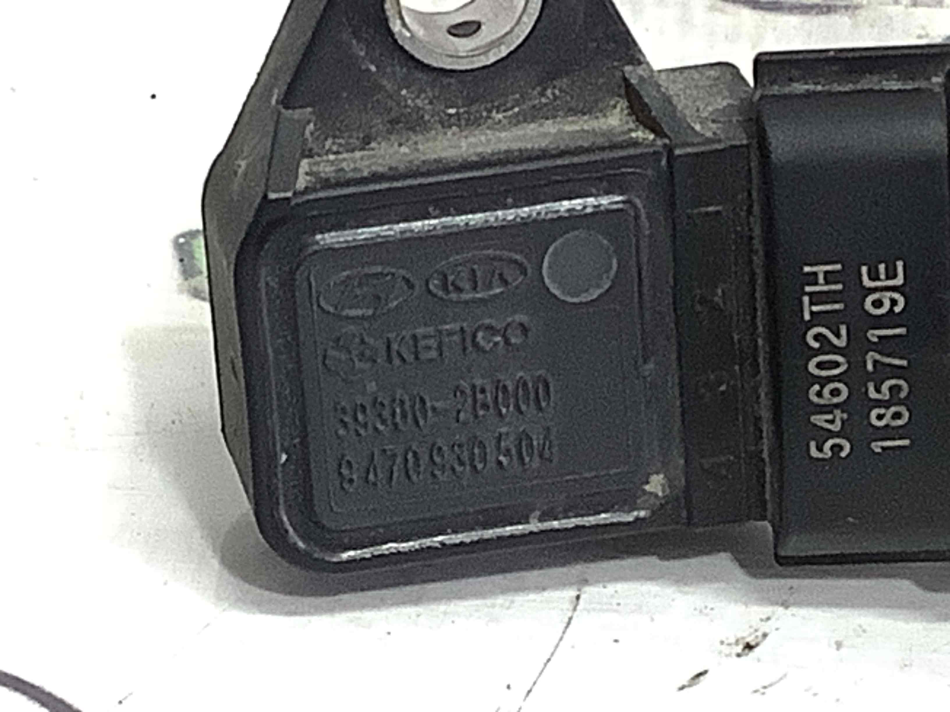 Датчик тиску у впускному колекторі