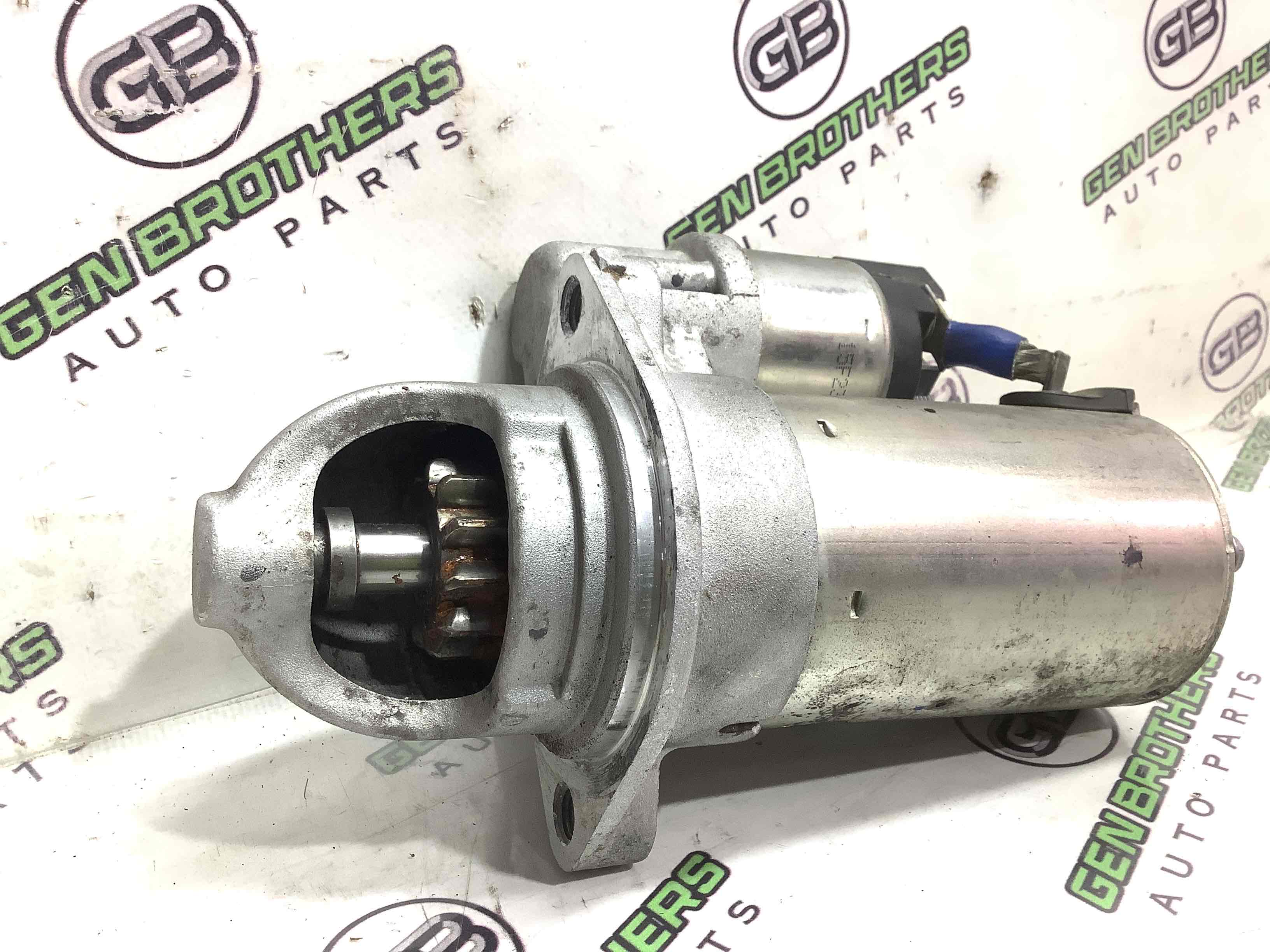 Стартер, кронштейн стартера