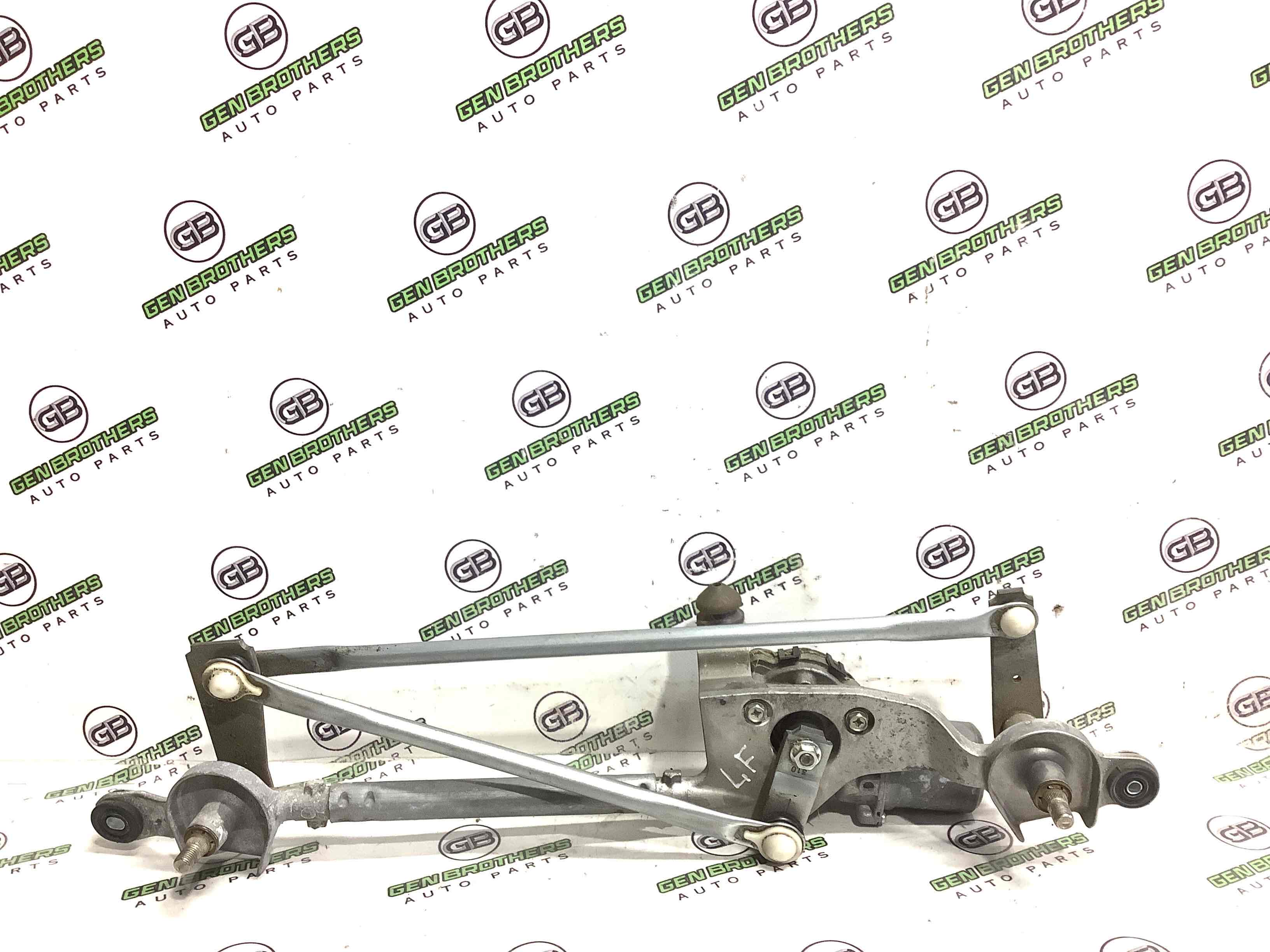 Механізм склоочисника, трапеція двірників