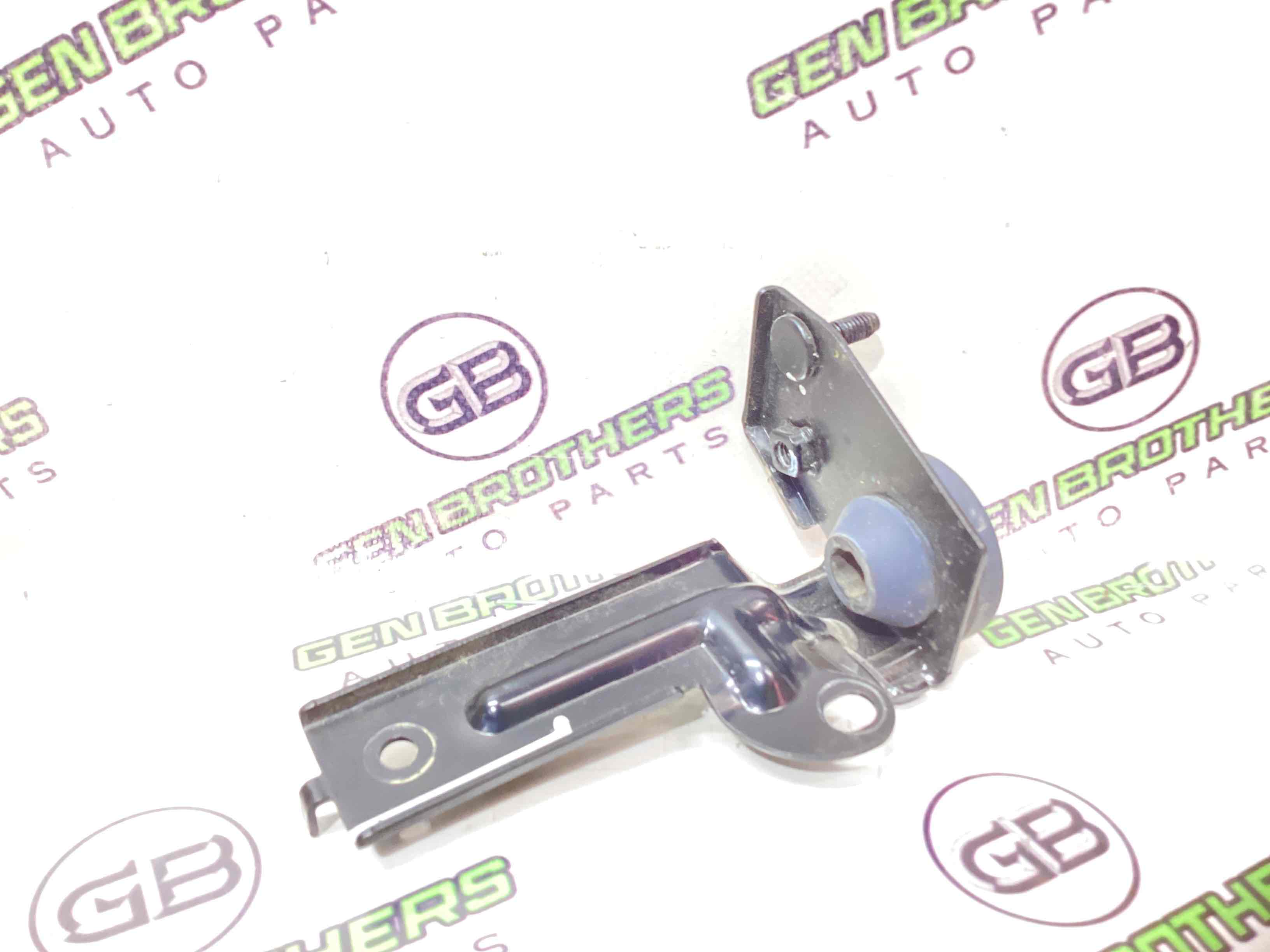 Кріплення, кронштейн