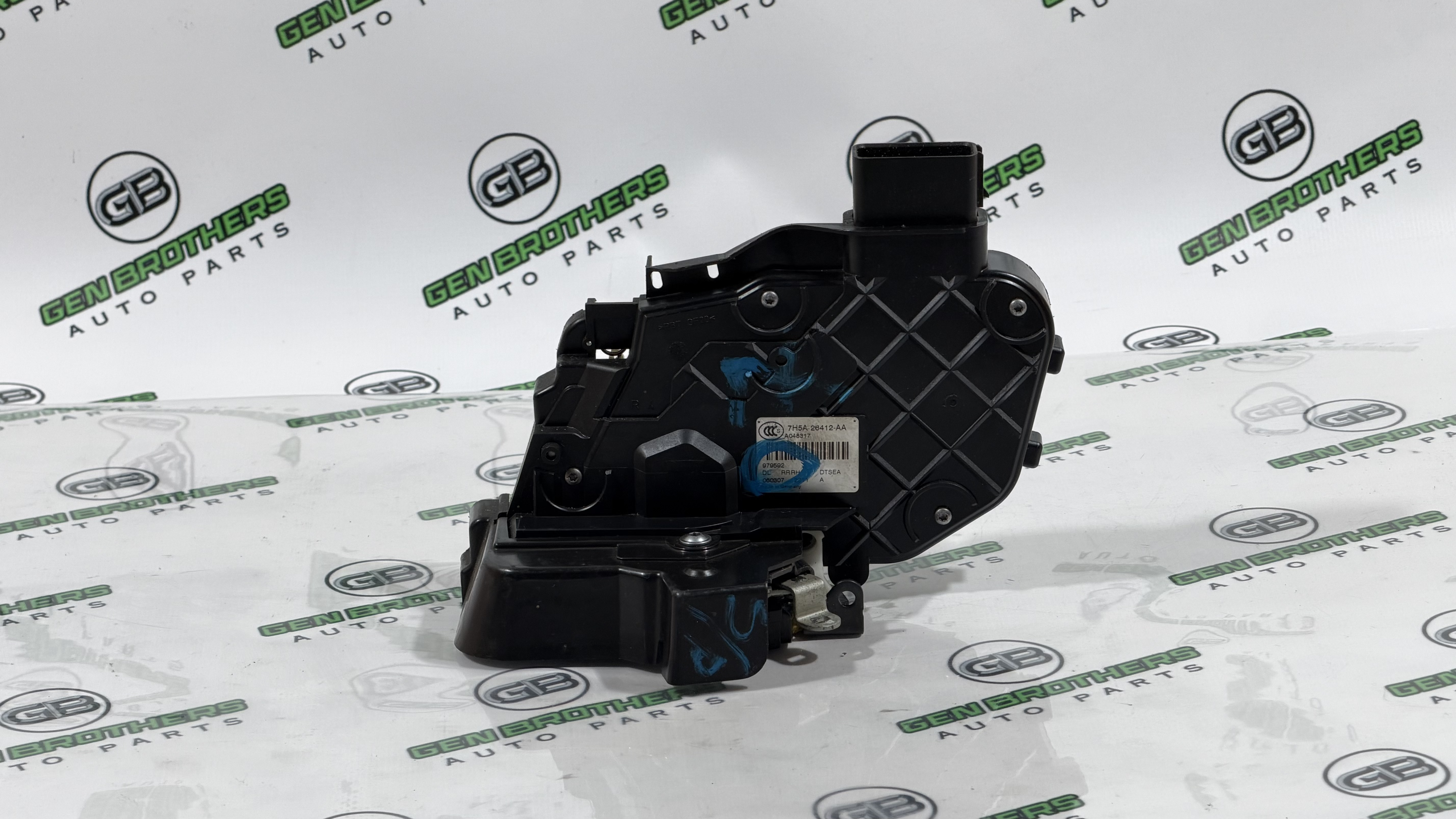Замок дверей задньої правої Land Rover Range Rover Evoque L538 2013