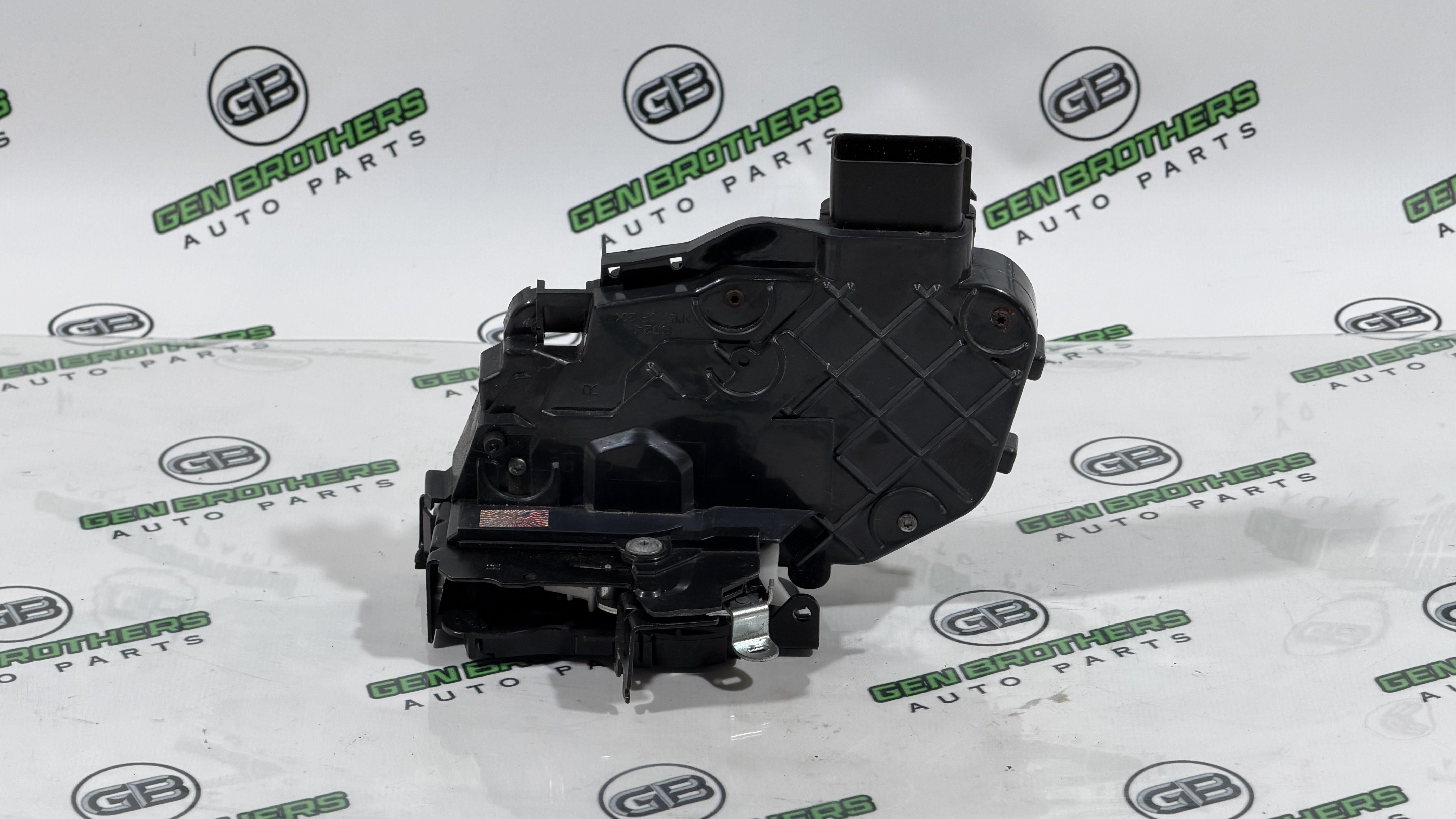 Замок дверей задньої правої Land Rover Range Rover Evoque L538 2013