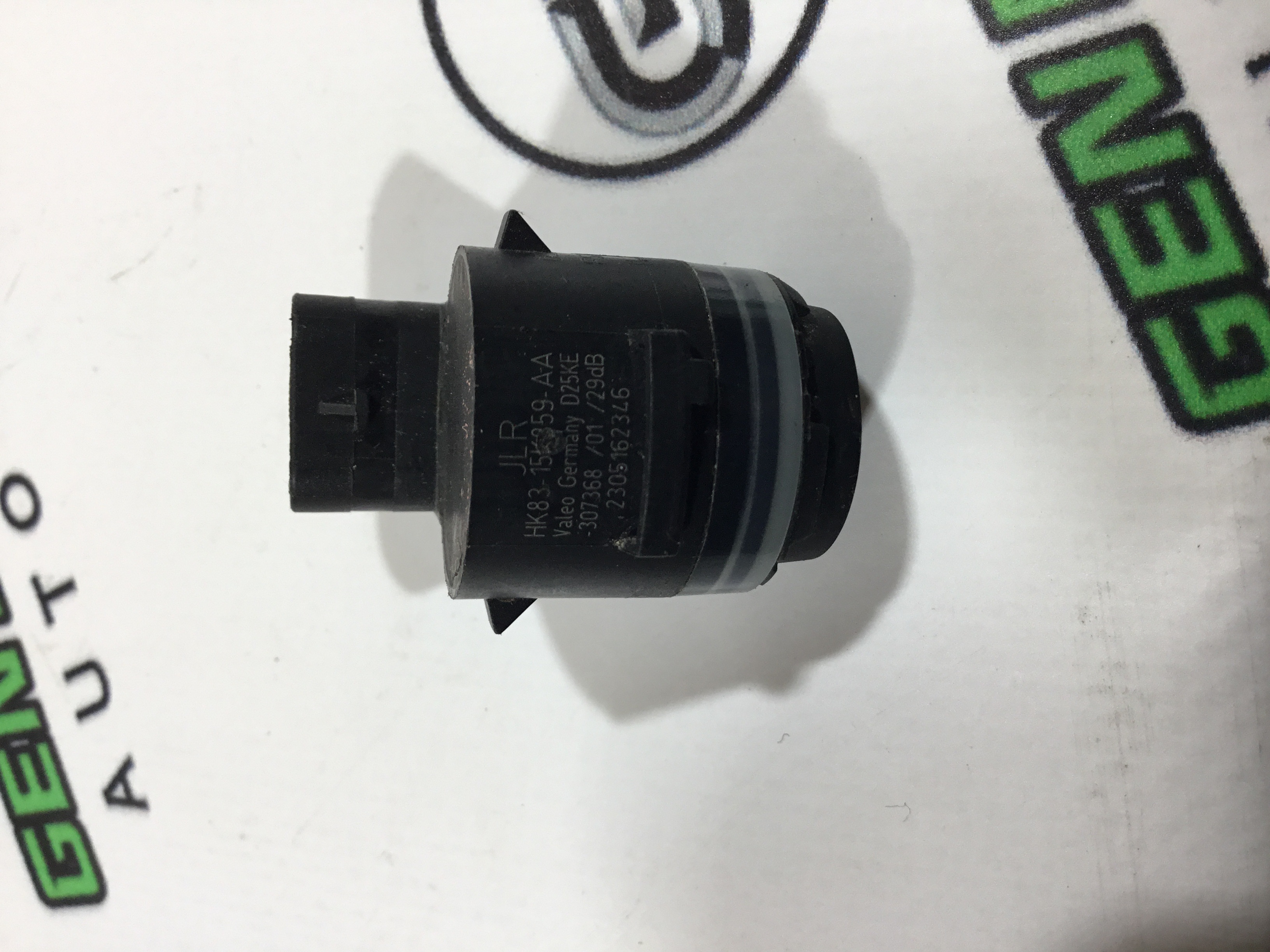 Парктронік, кріплення, корпус