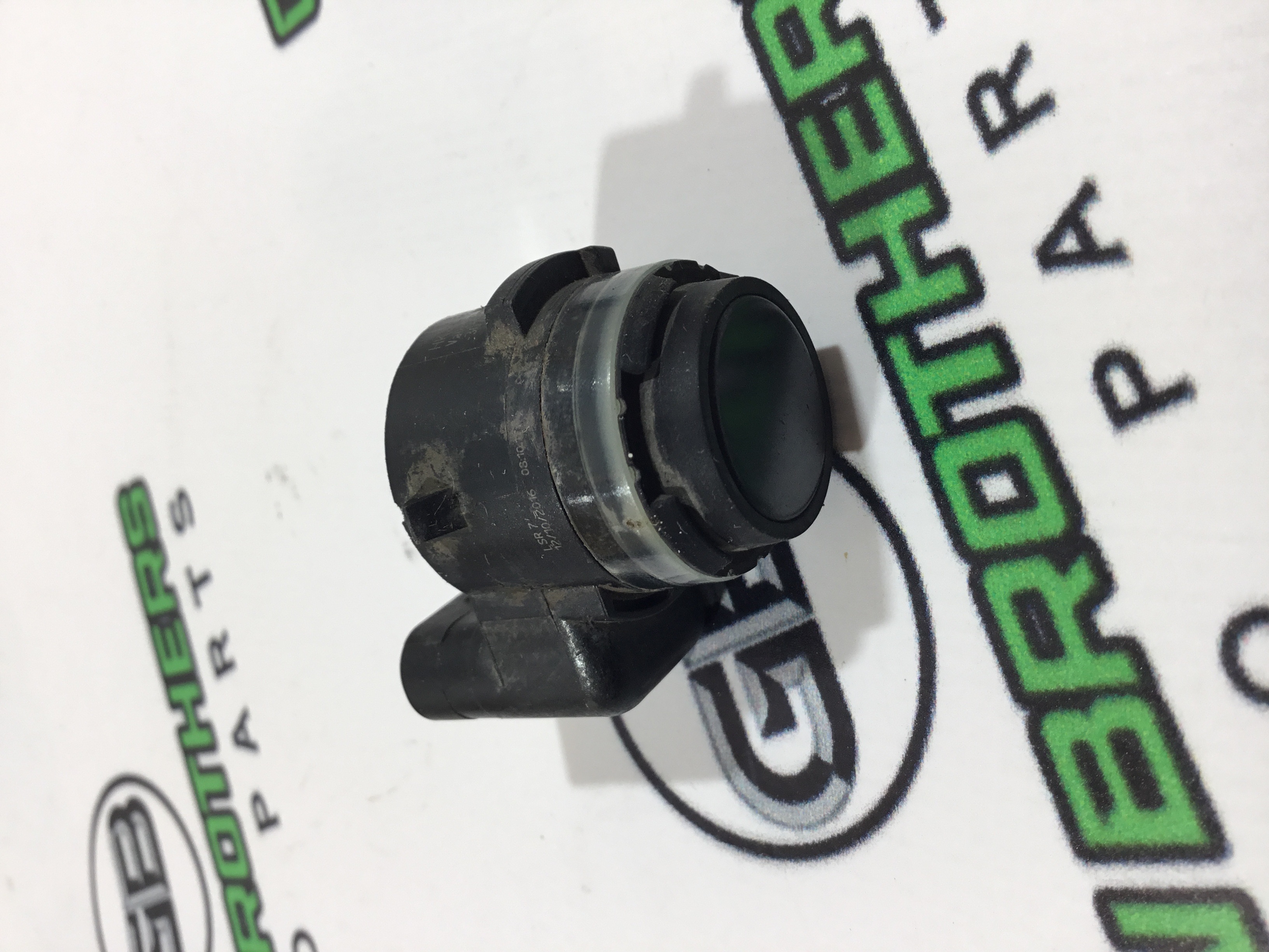 Парктронік, кріплення, корпус