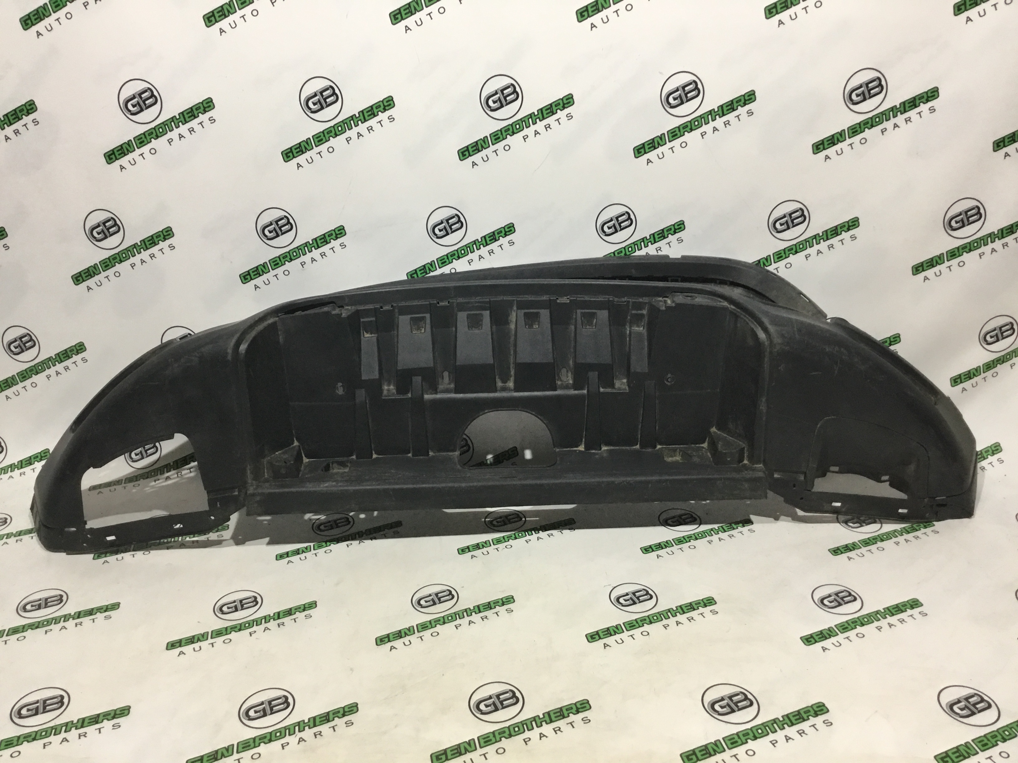 Бампер передній Land Rover Discovery Sport L550 2018