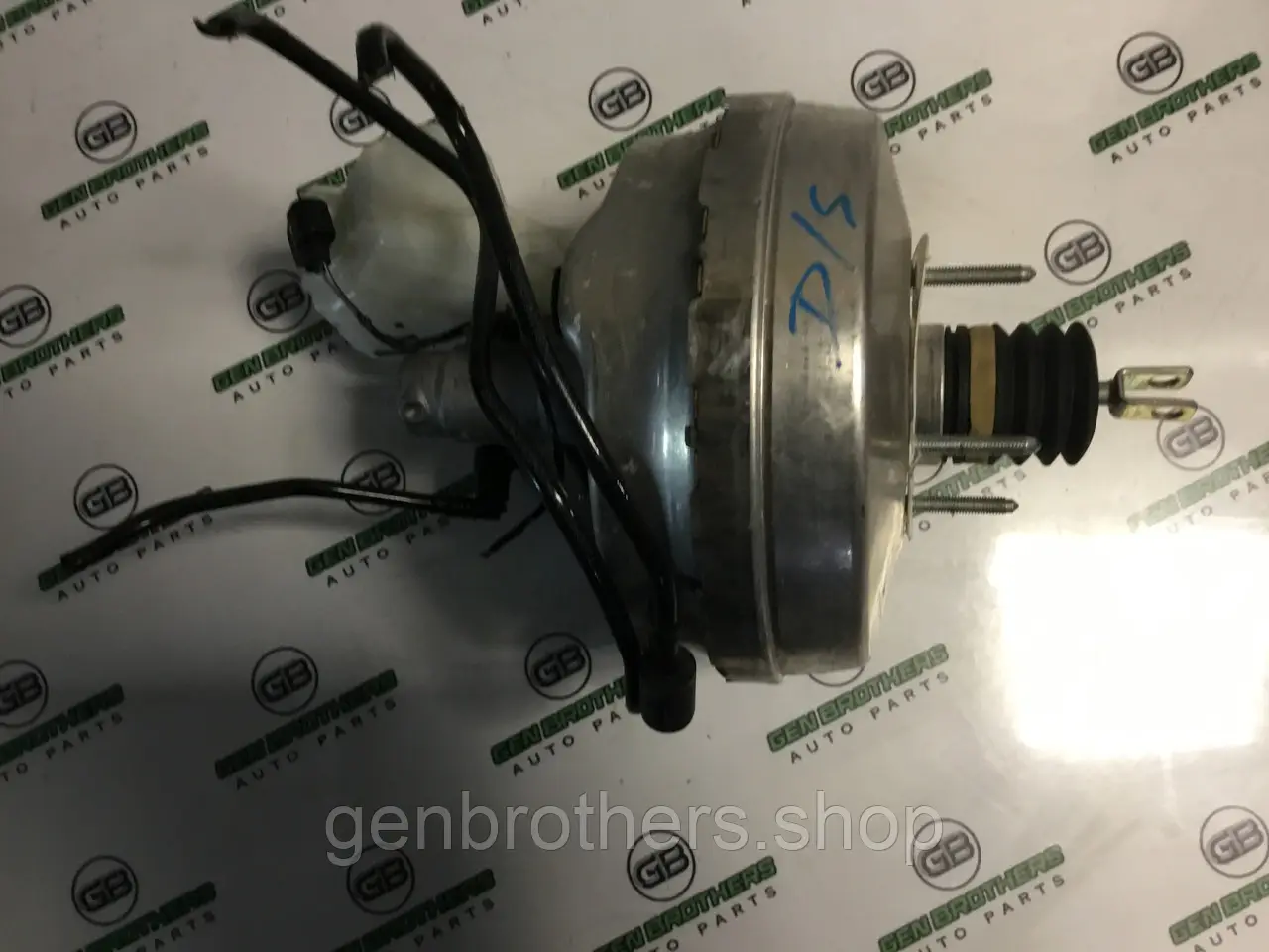 Крышка двигателя декоративная