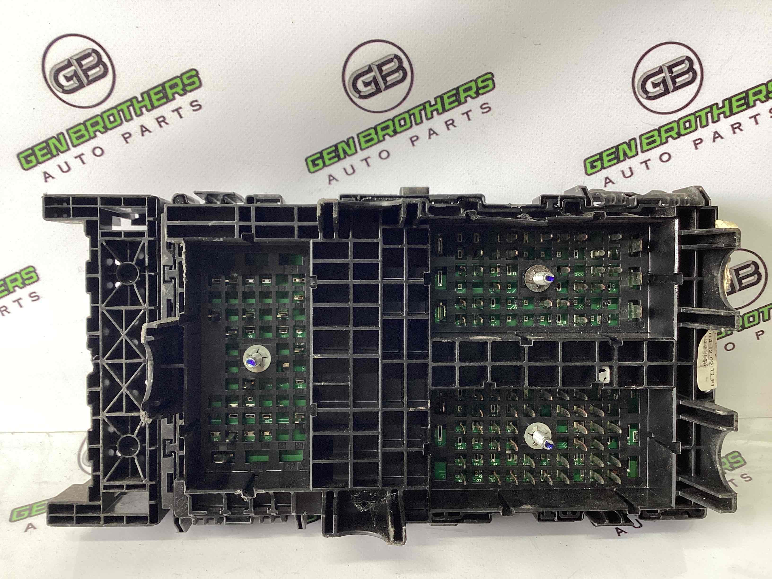 Блок запобіжників (блок реле)